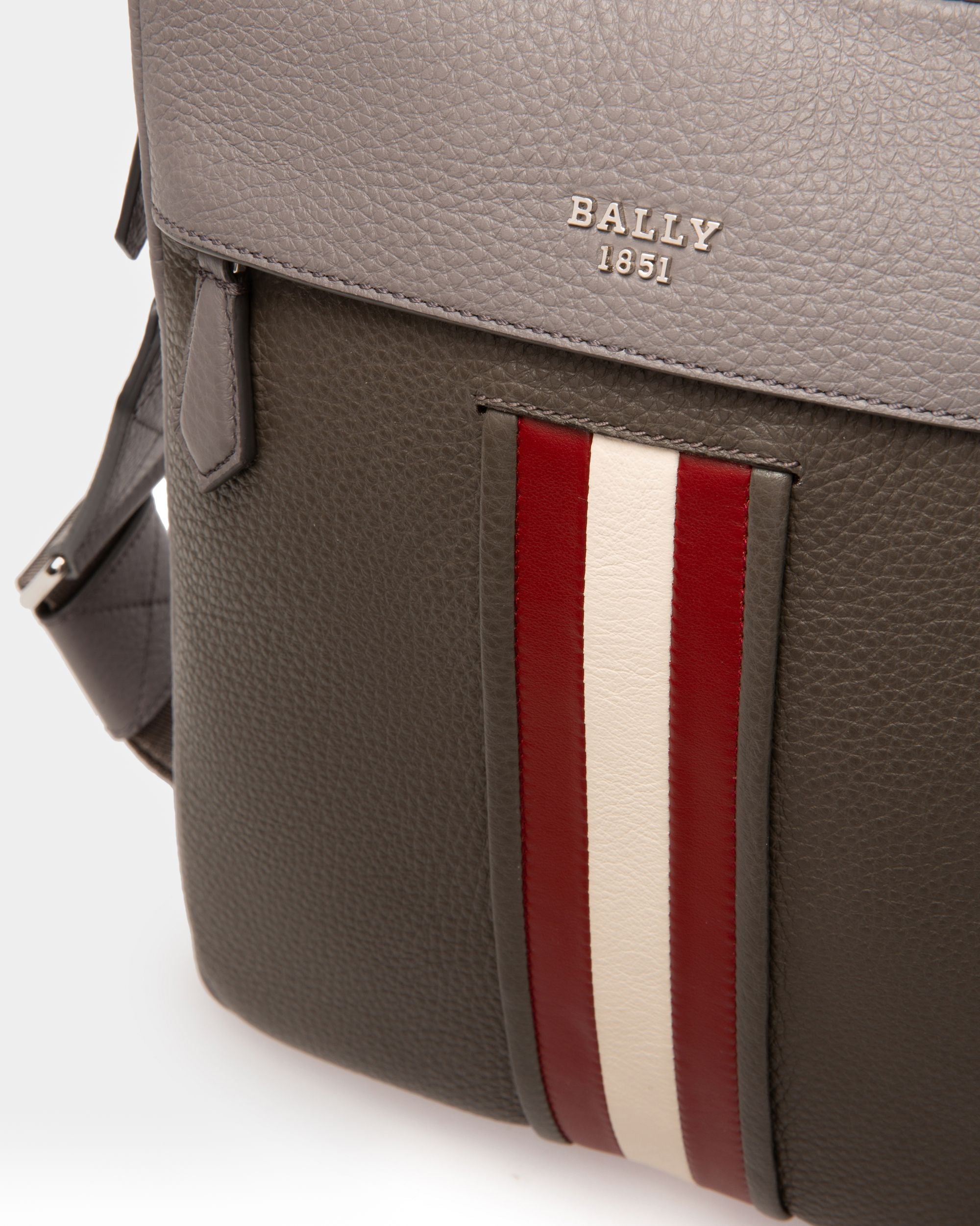 Holm Leather Crossbody Bag In Army Green - Men's - Bally - 05