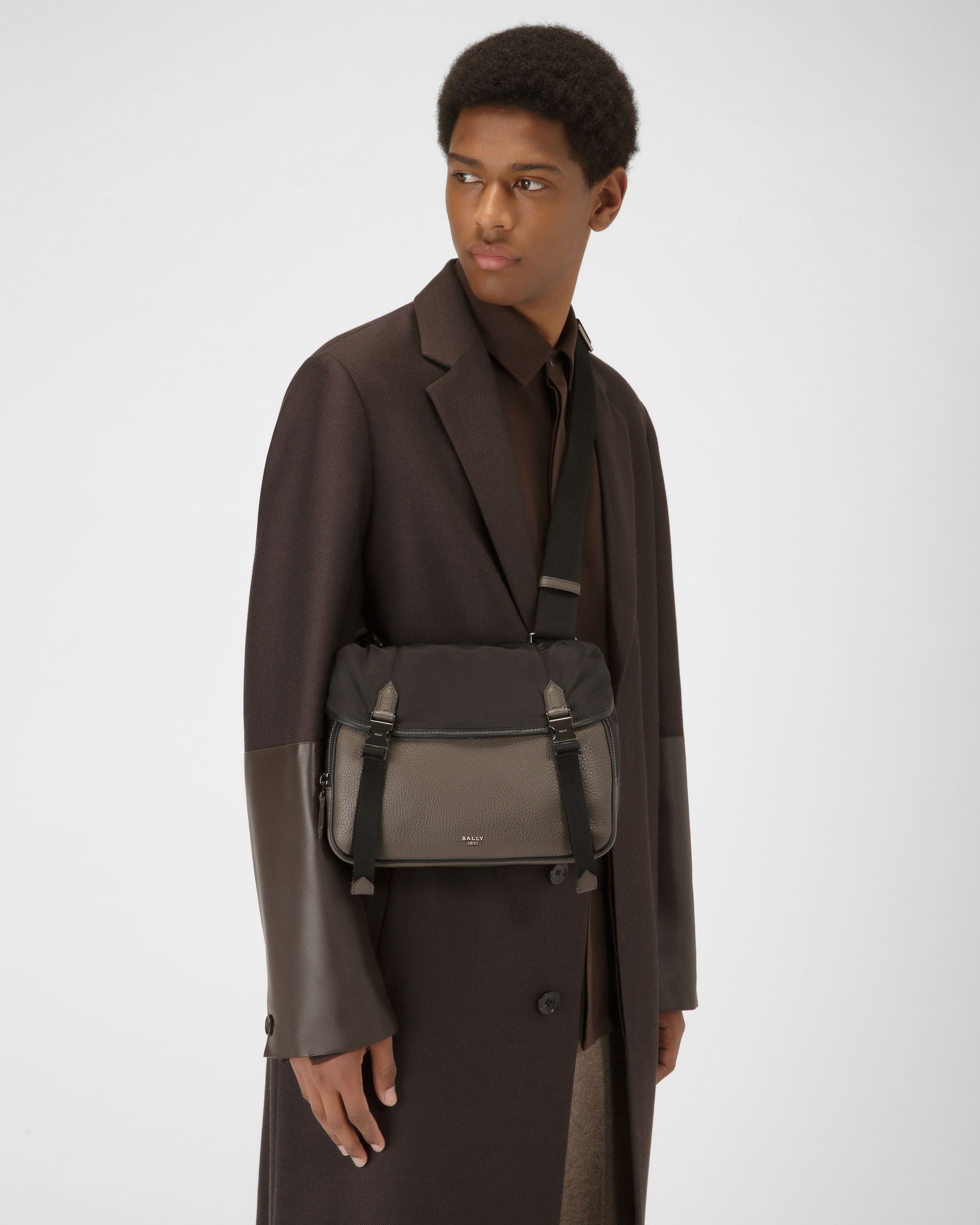 Borissey Bandolera En Nailon Reciclado De Color Negro - Hombre - Bally - 02