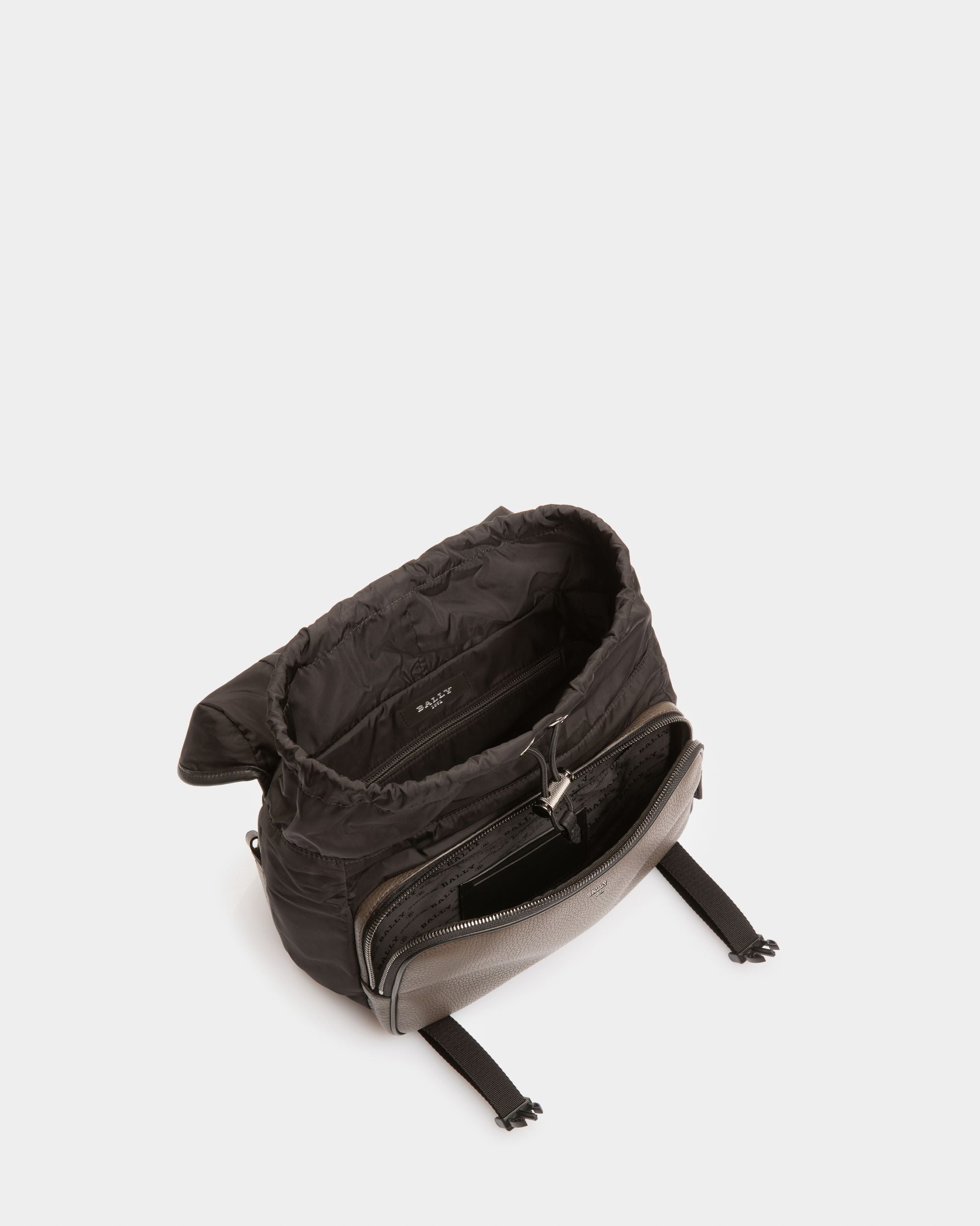 Borissey Bandolera En Nailon Reciclado De Color Negro - Hombre - Bally - 04