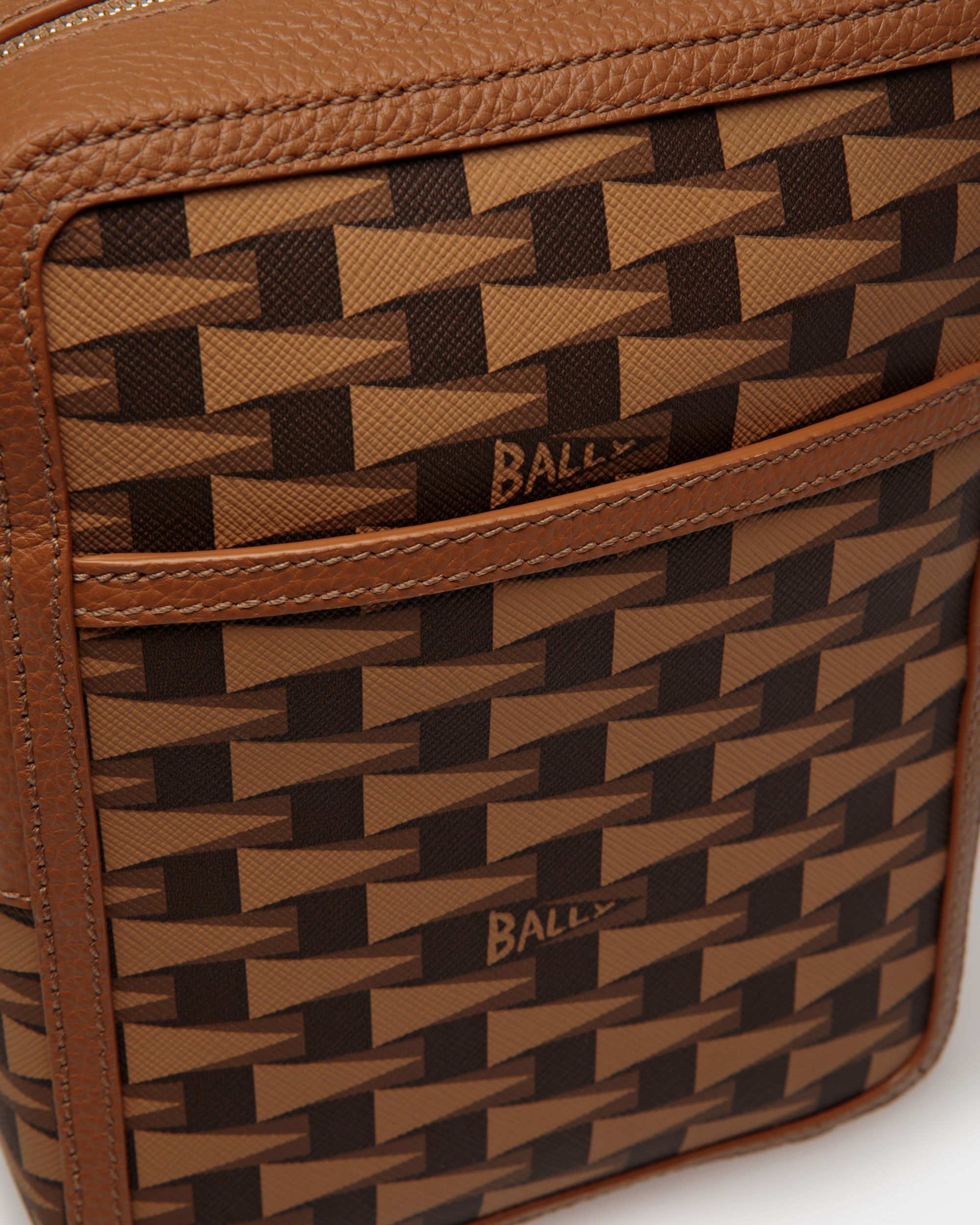 Bandolera Pennant De Tpu Color Desierto - Hombre - Bally - 05