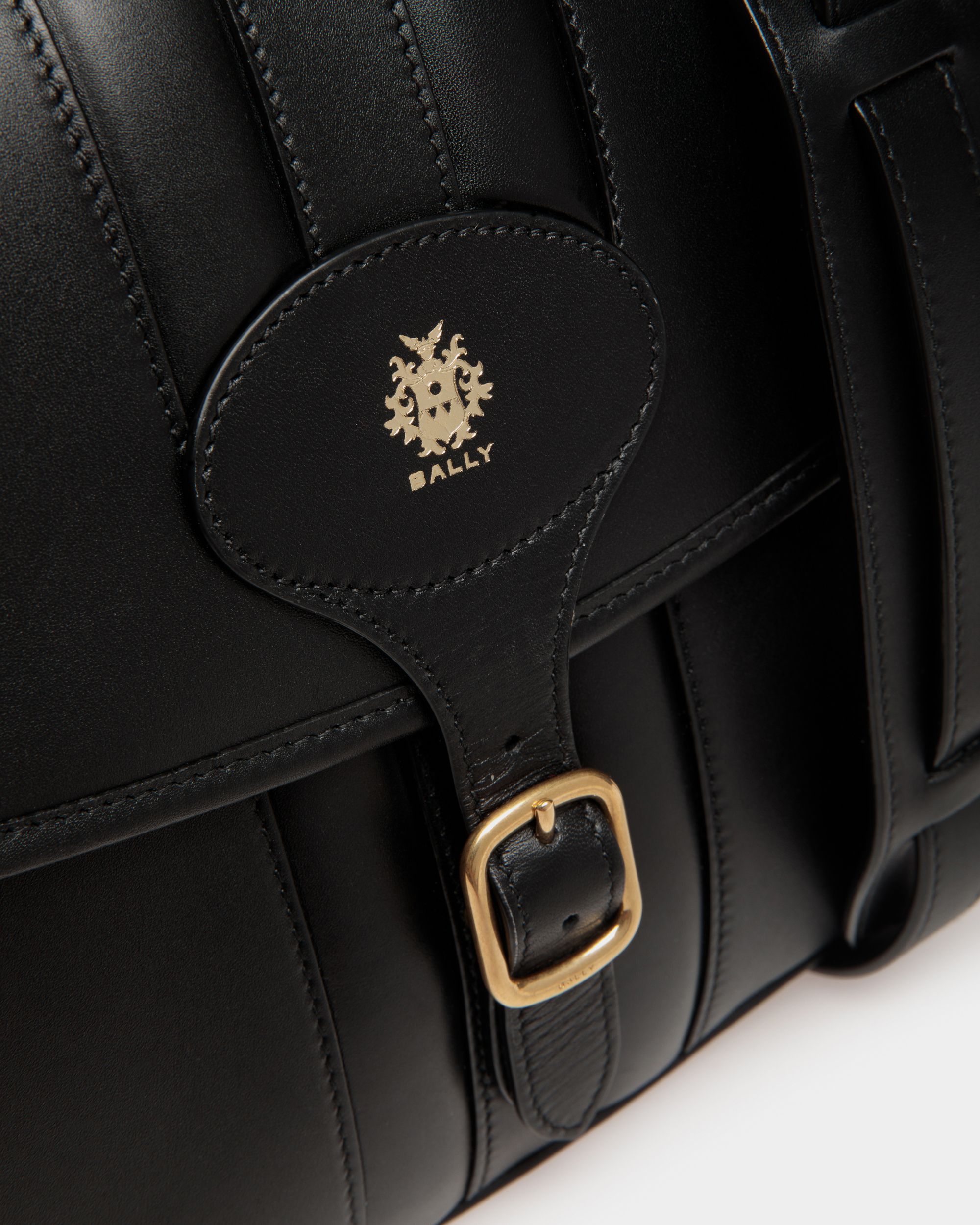 Beckett Crossbody Bag in Black Leather - Men's - Bally - 06