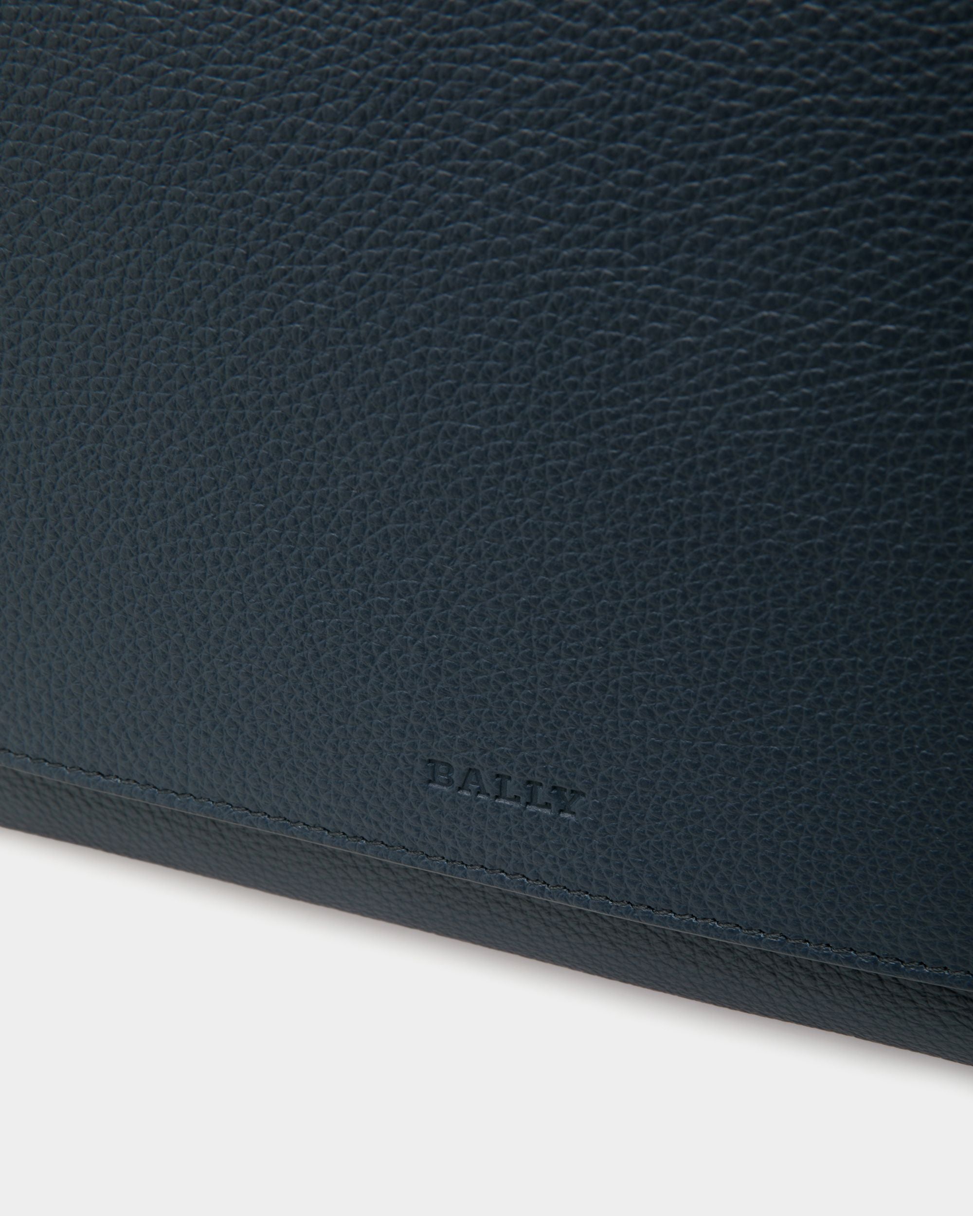 Messenger Bag In Black  Leather - Men's - Bally - 05