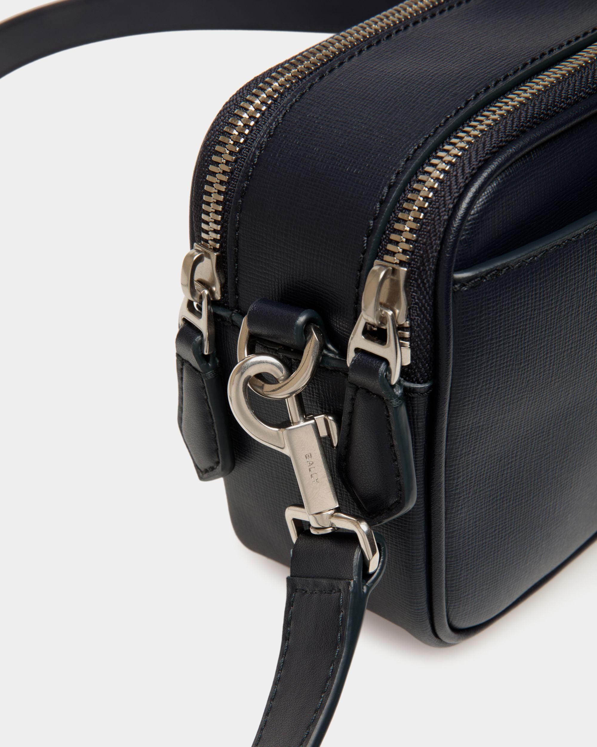 Mythos Crossbody Bag in Navy Blue Recycled Leather - Hombre - Bally - 04