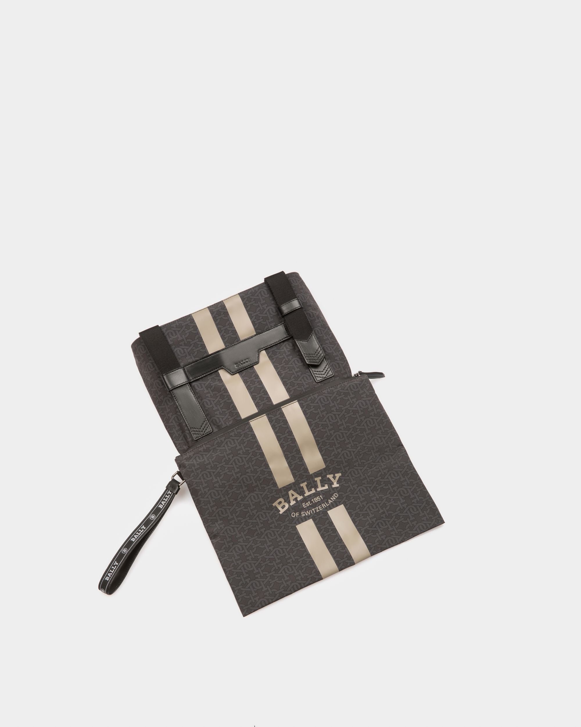 Bolso Tote Bally Escape De Tela Y Nailon En Negro - Hombre - Bally - 04