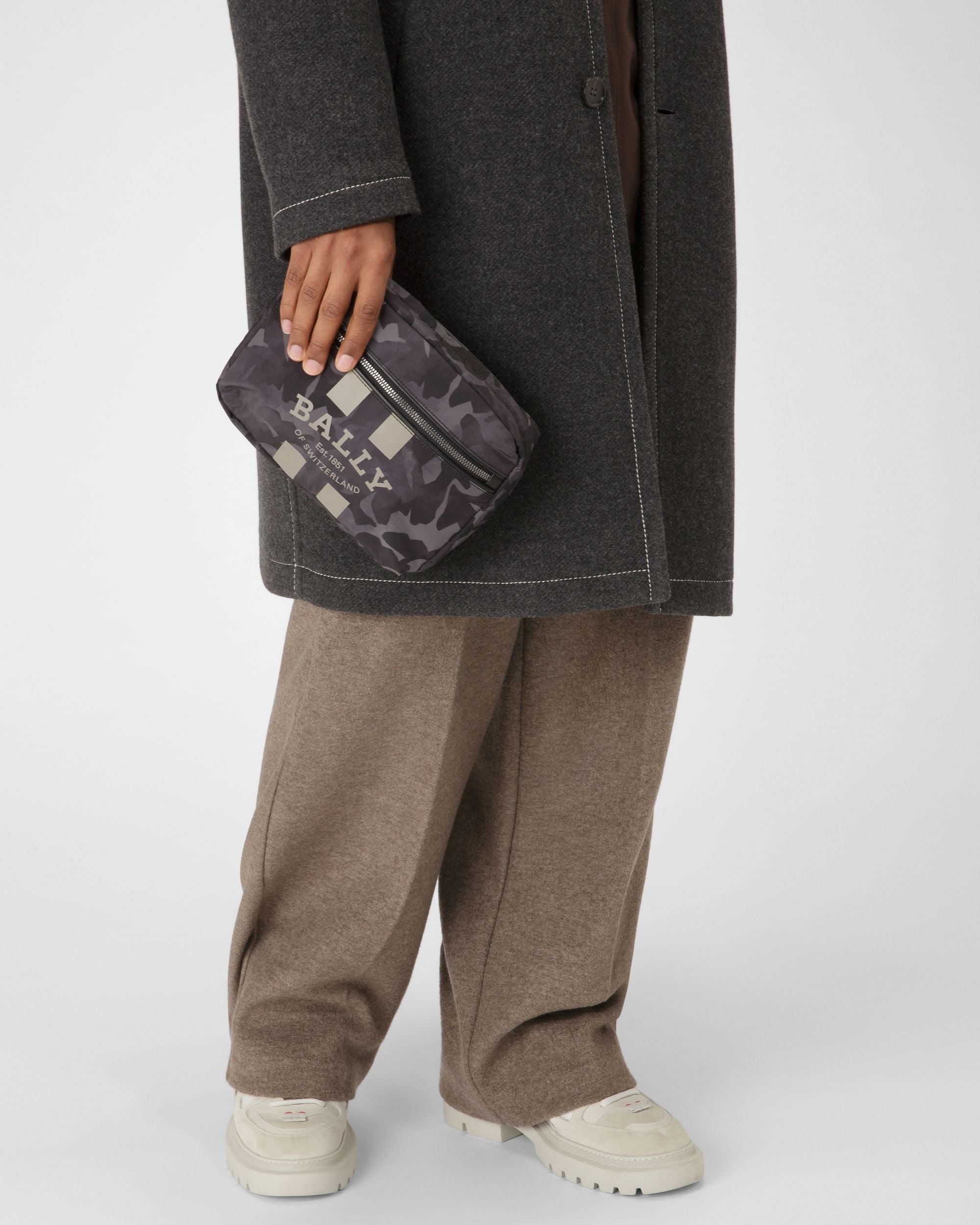 Fallie Bolso Tote En Nailon De Color Negro - Hombre - Bally - 02