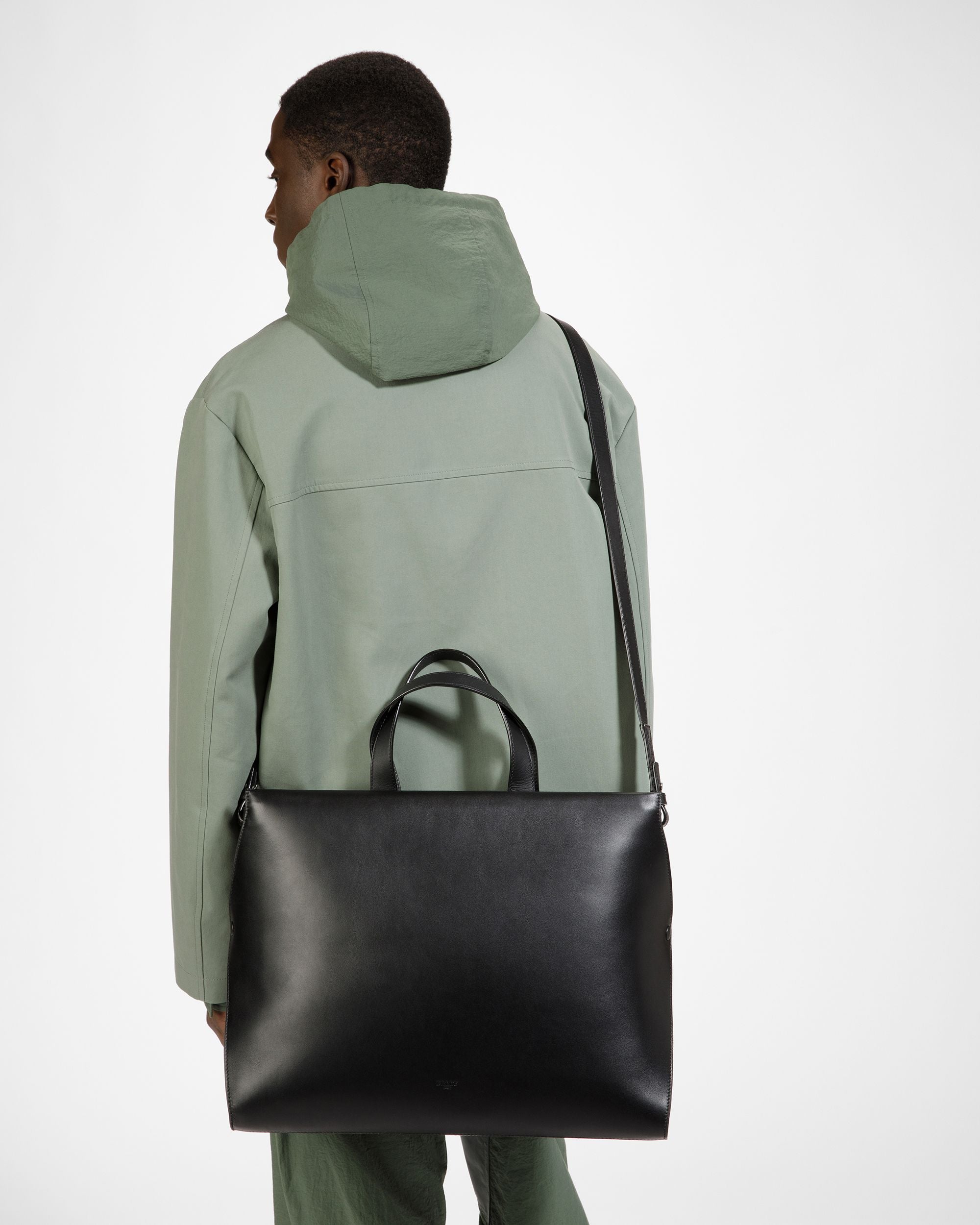 Arbona Bolso Tote De Piel En Negro - Hombre - Bally - 02