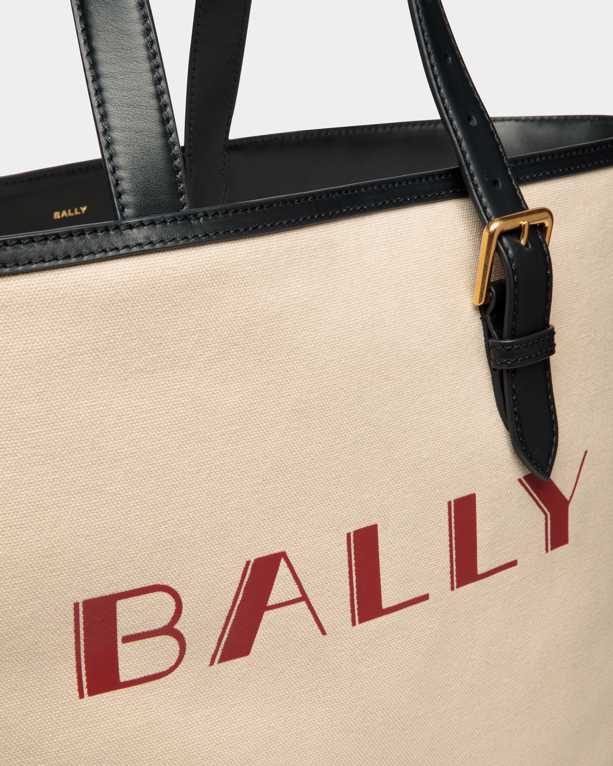 Bolso Tote Summer Capsule De Lona Y Piel Natural Y Navy Blue - Hombre - Bally - 05
