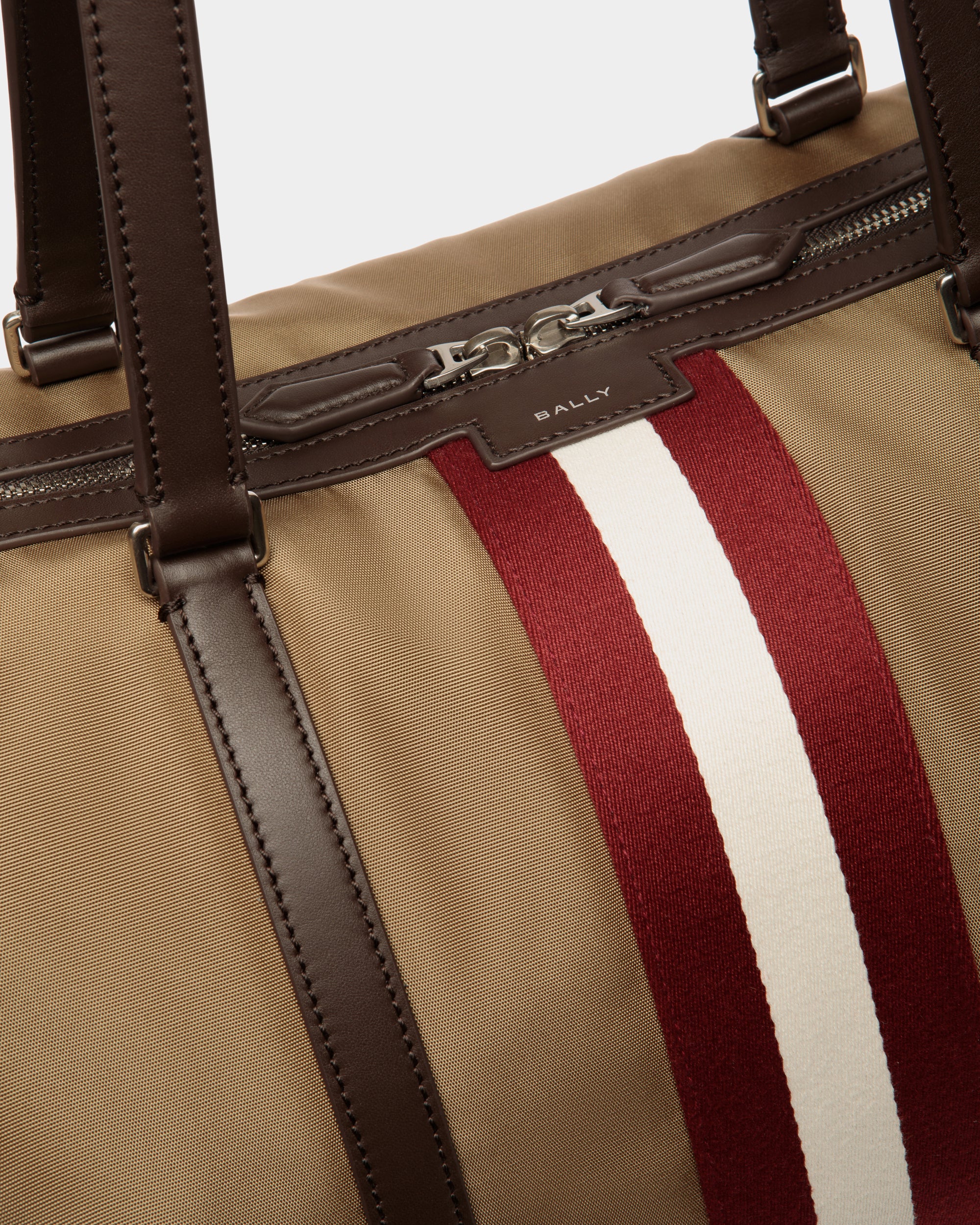 Bolso De Fin De Semana Code De Nailon Camel - Hombre - Bally - 06