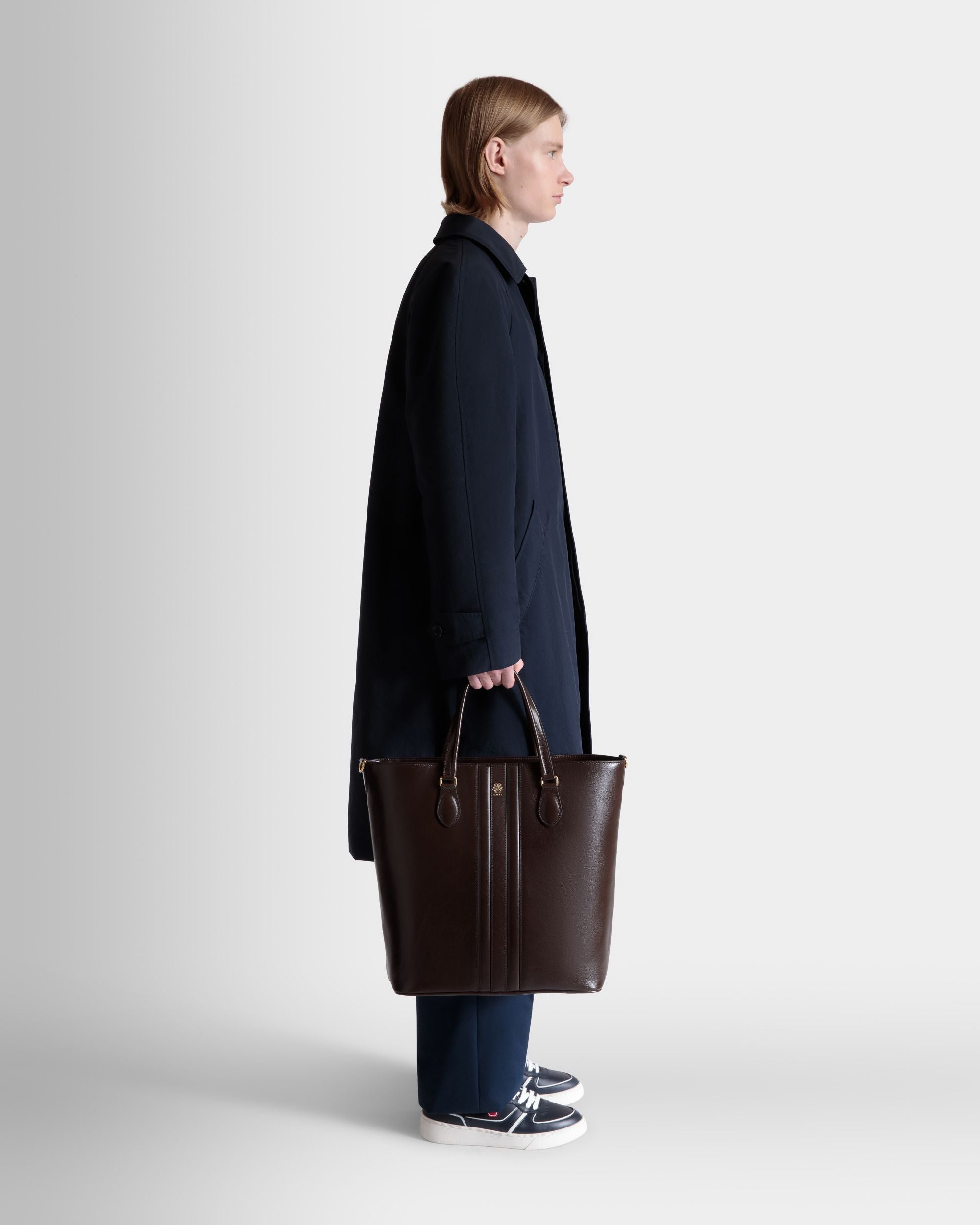 Bolso Tote Beckett De Piel Ébano - Hombre - Bally - 02