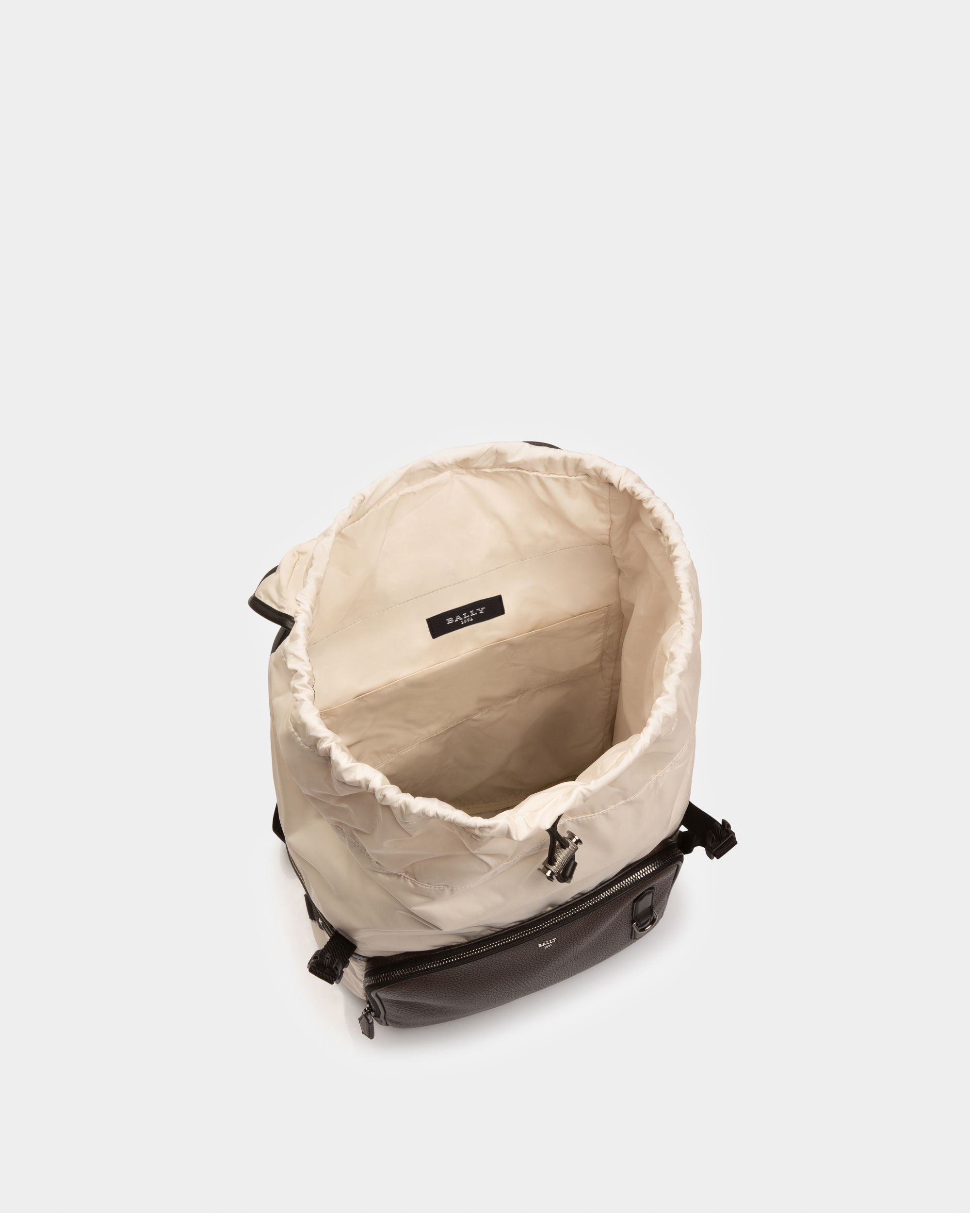Bergmann Mochila En Nailon Reciclado De Color Blanco Polvo - Hombre - Bally - 04