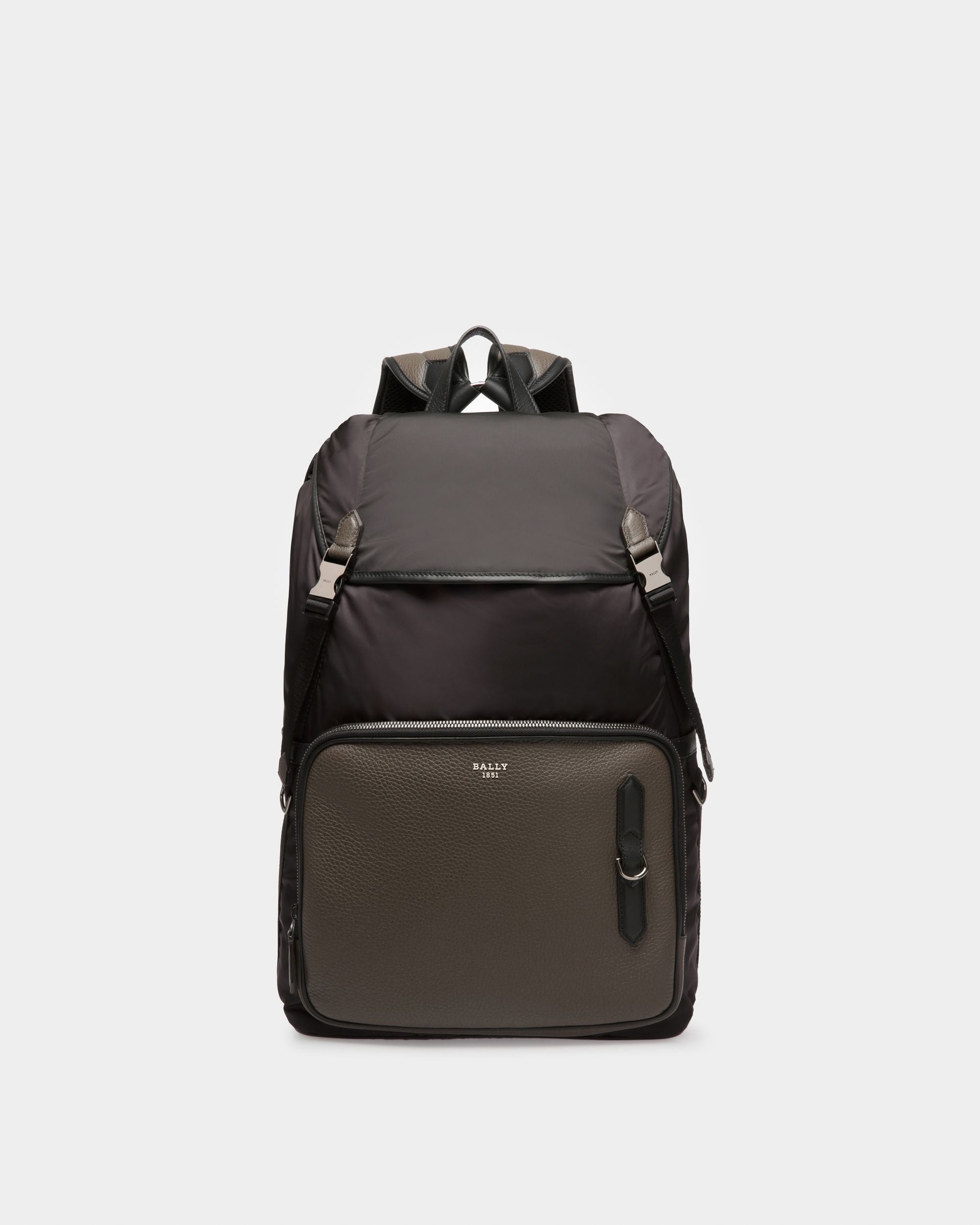 Bergmann Mochila En Nailon Reciclado De Color Negro - Hombre - Bally - 01