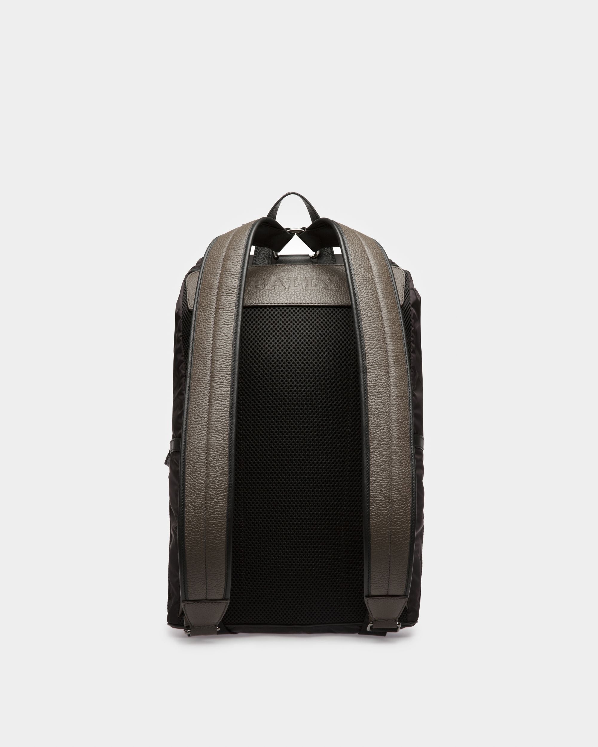 Bergmann Mochila En Nailon Reciclado De Color Negro - Hombre - Bally - 03