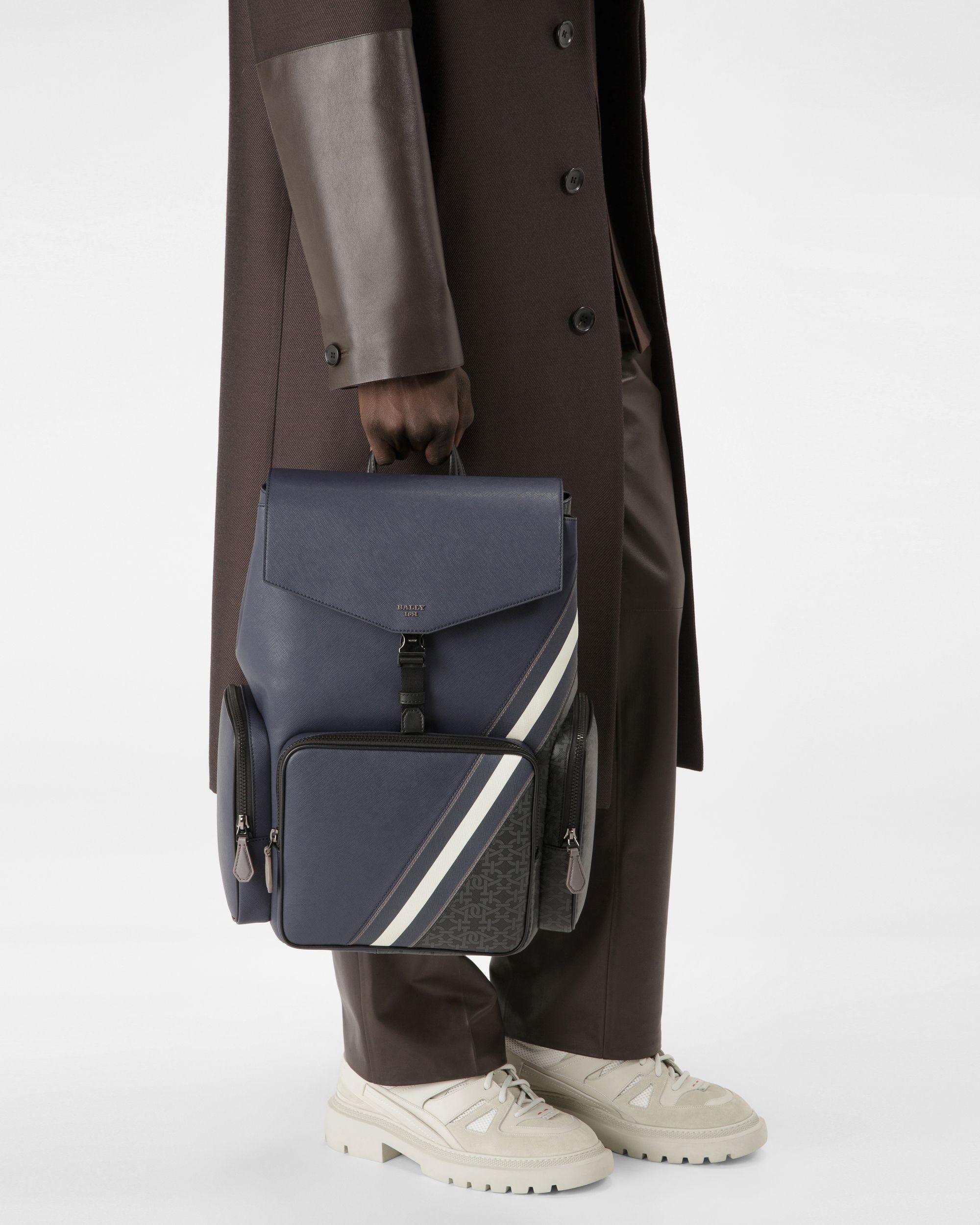 Maxi Mochila De Piel De Color Azul Marino - Hombre - Bally - 02