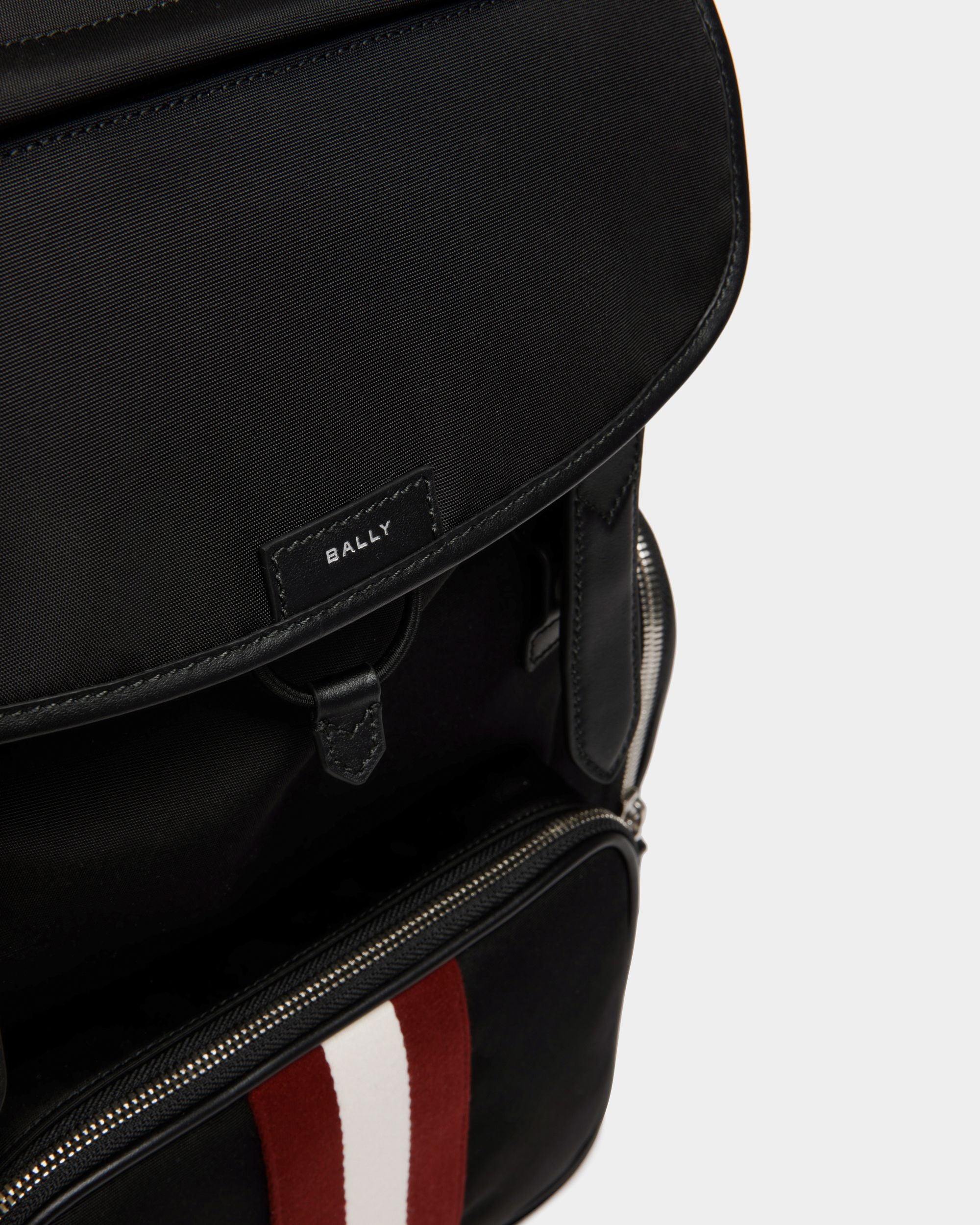 Mochila Code De Nailon Negro - Hombre - Bally - 06