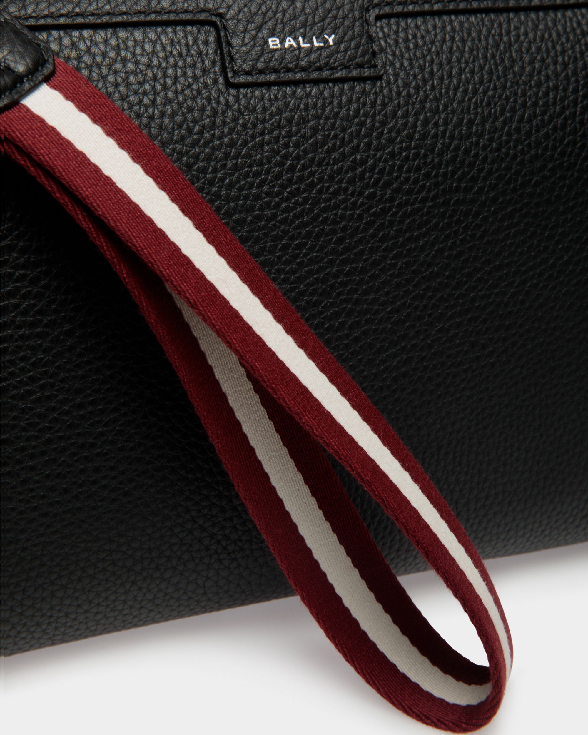 Pouch Code De Piel Granulada En Negro - Hombre - Bally - 06