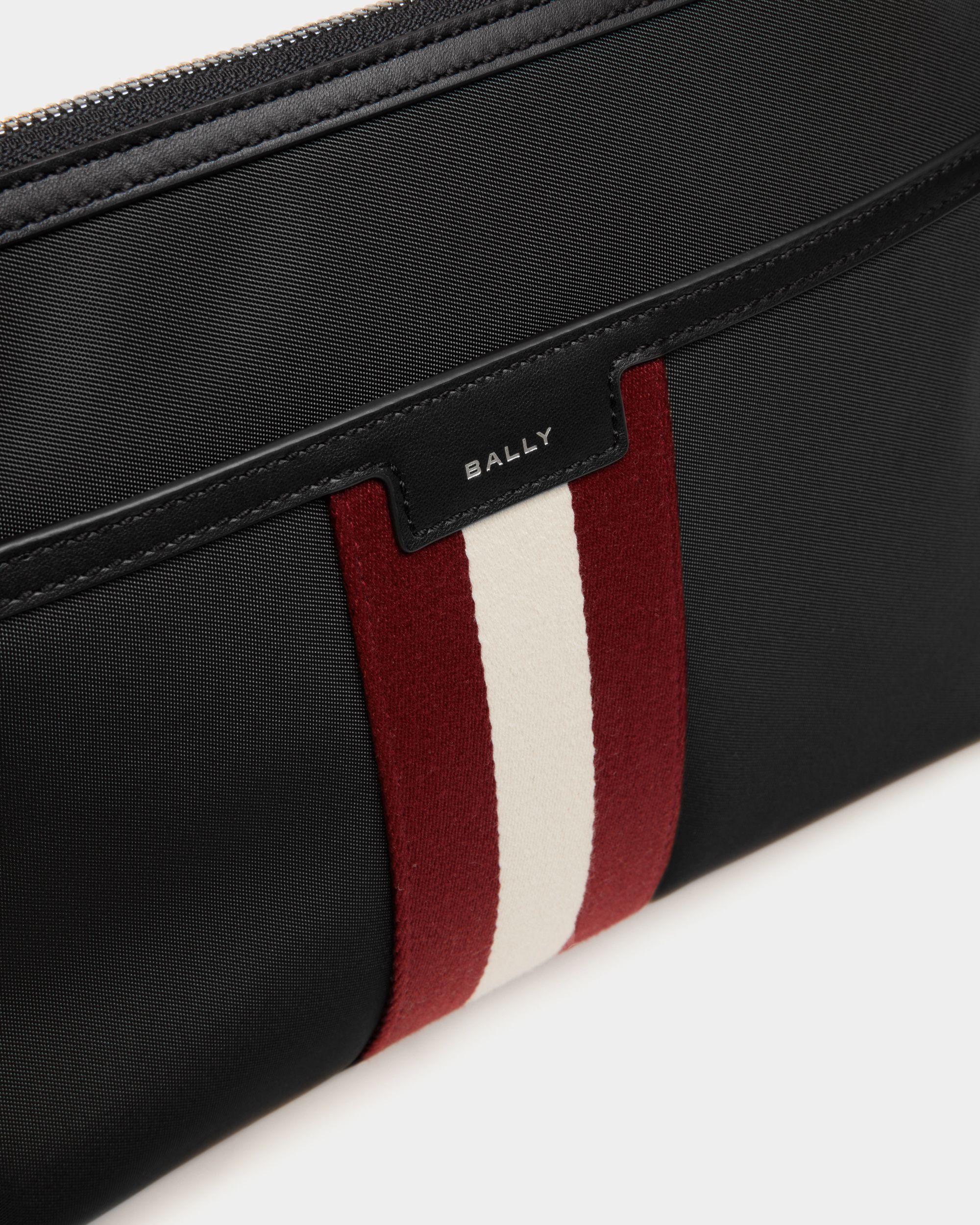 Bolso De Mano Code De Nailon Negro - Hombre - Bally - 05