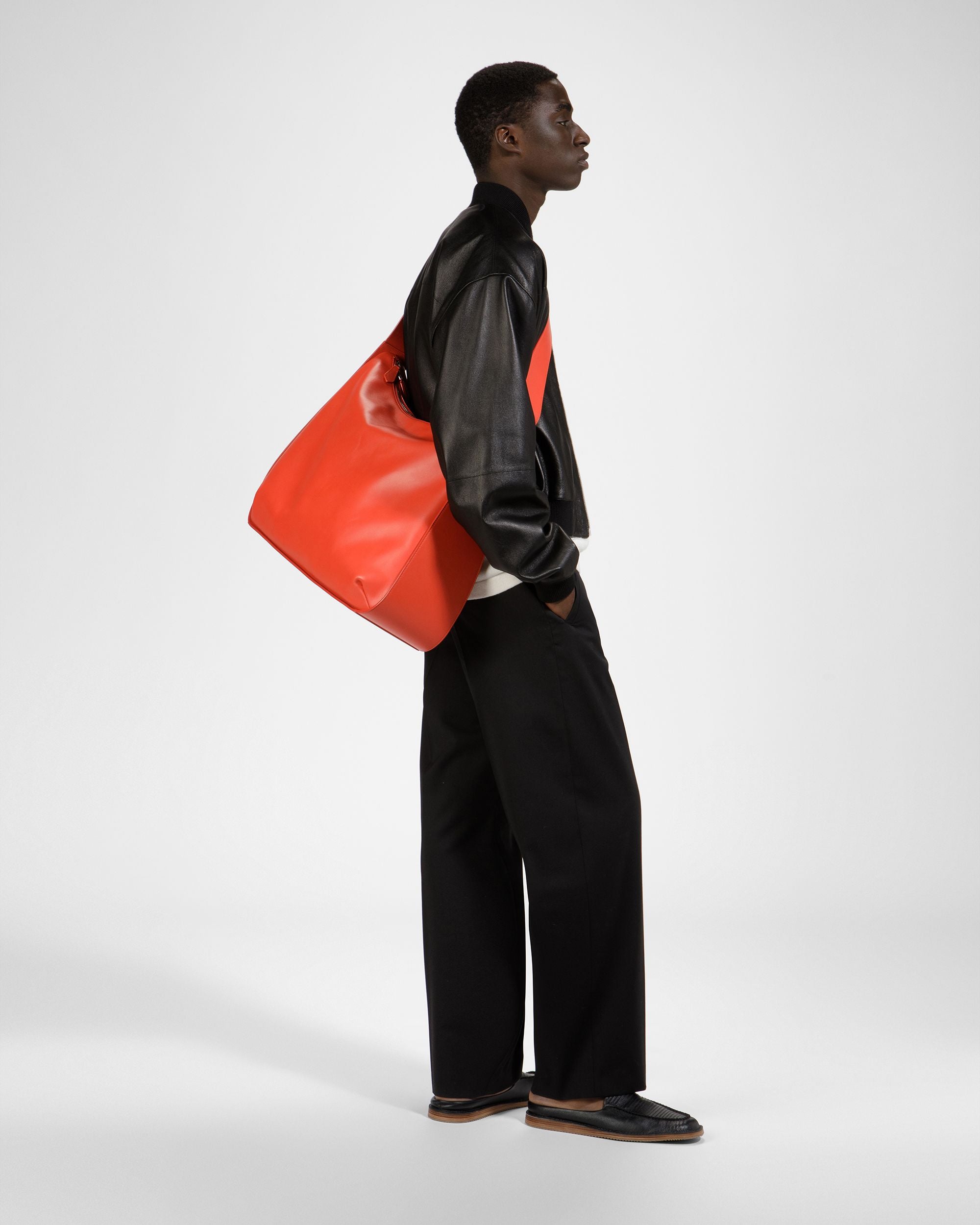 Appel Leather Hobo Bag In Orange - Men's - Bally - 06