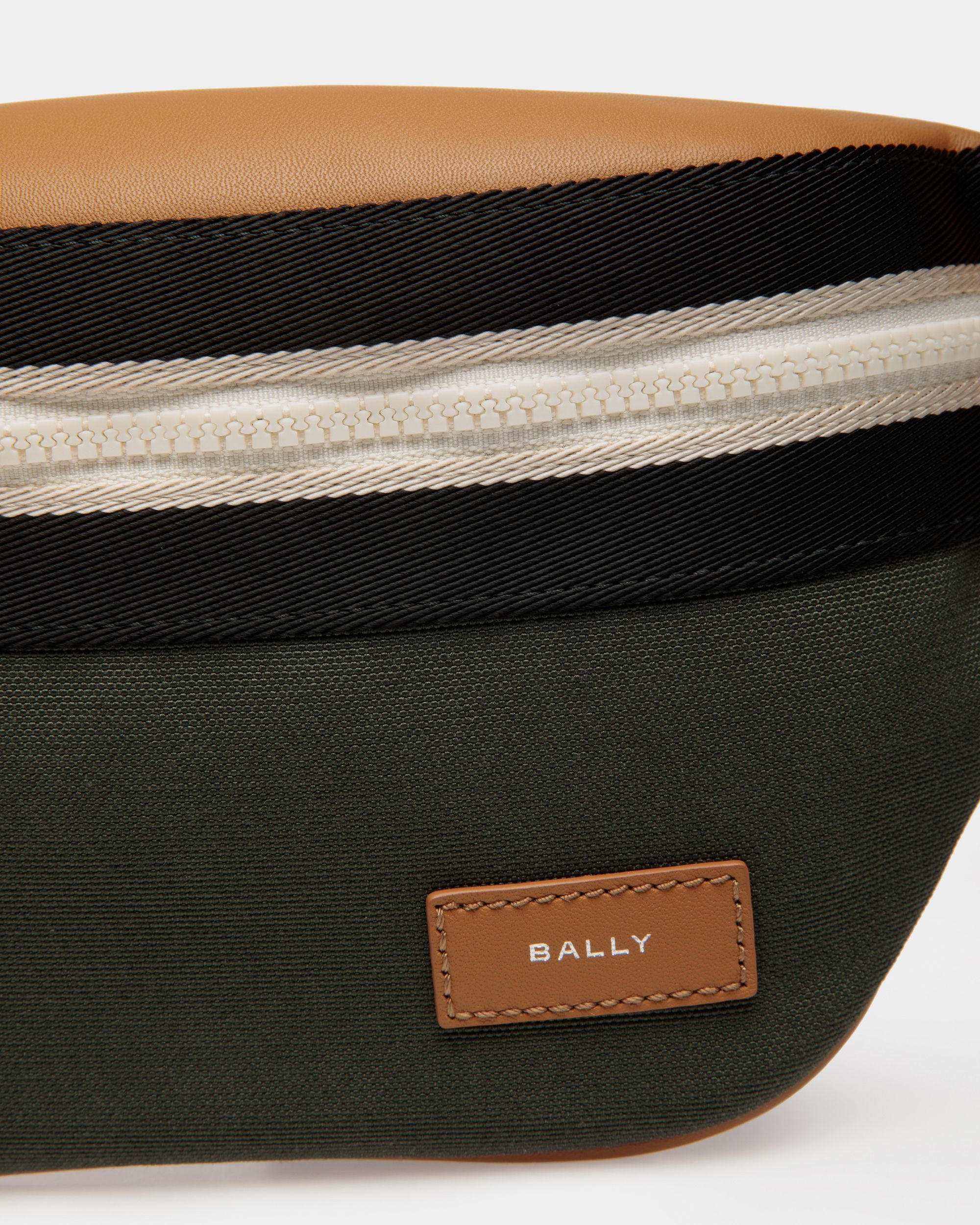 Riñonera Ribbon De Tela En Negro Y Verde - Hombre - Bally - 05