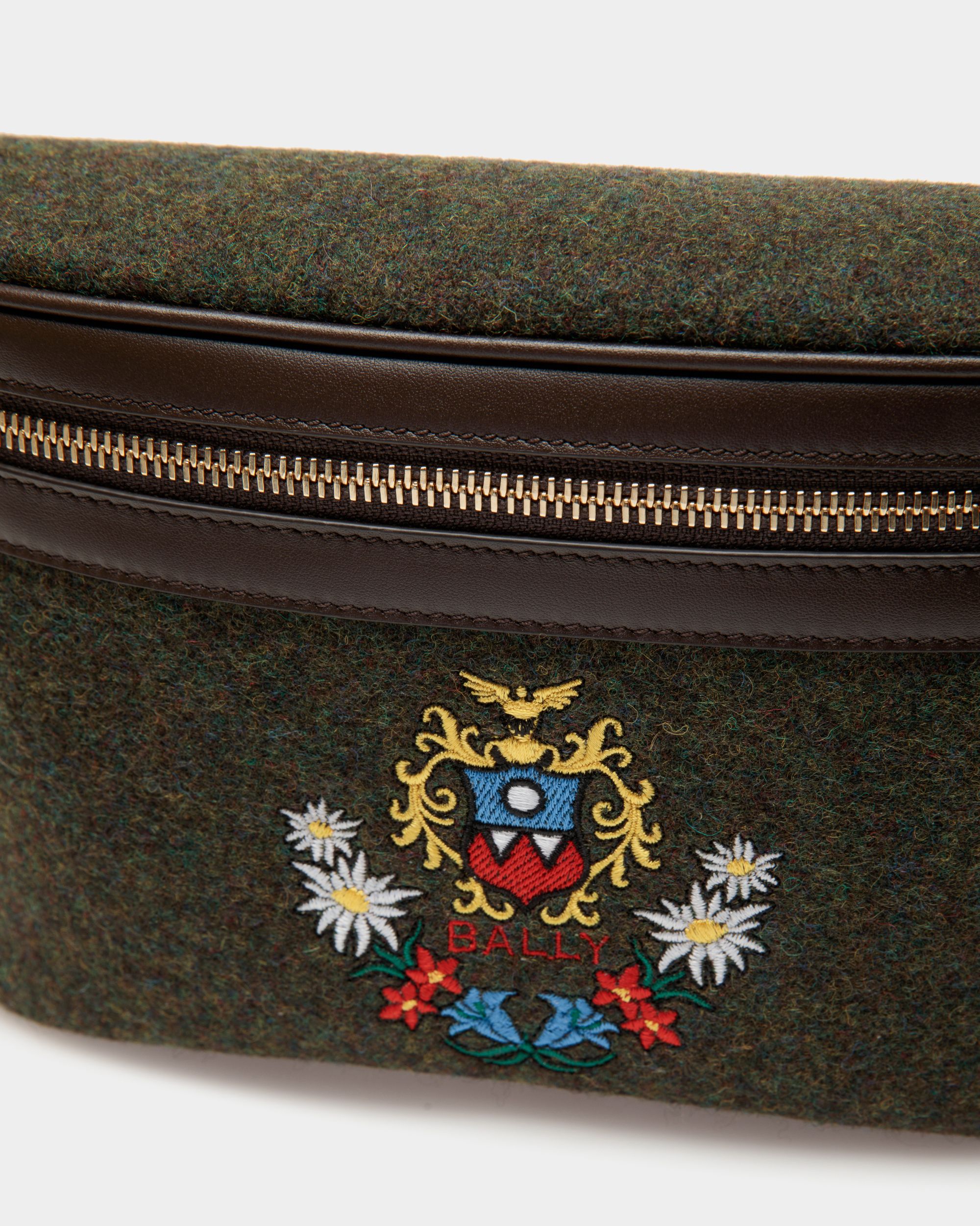 Riñonera De La Cápsula Winter De Lana Verde Oscuro Y Piel Ébano Con Alpine Flower - Hombre - Bally - 05