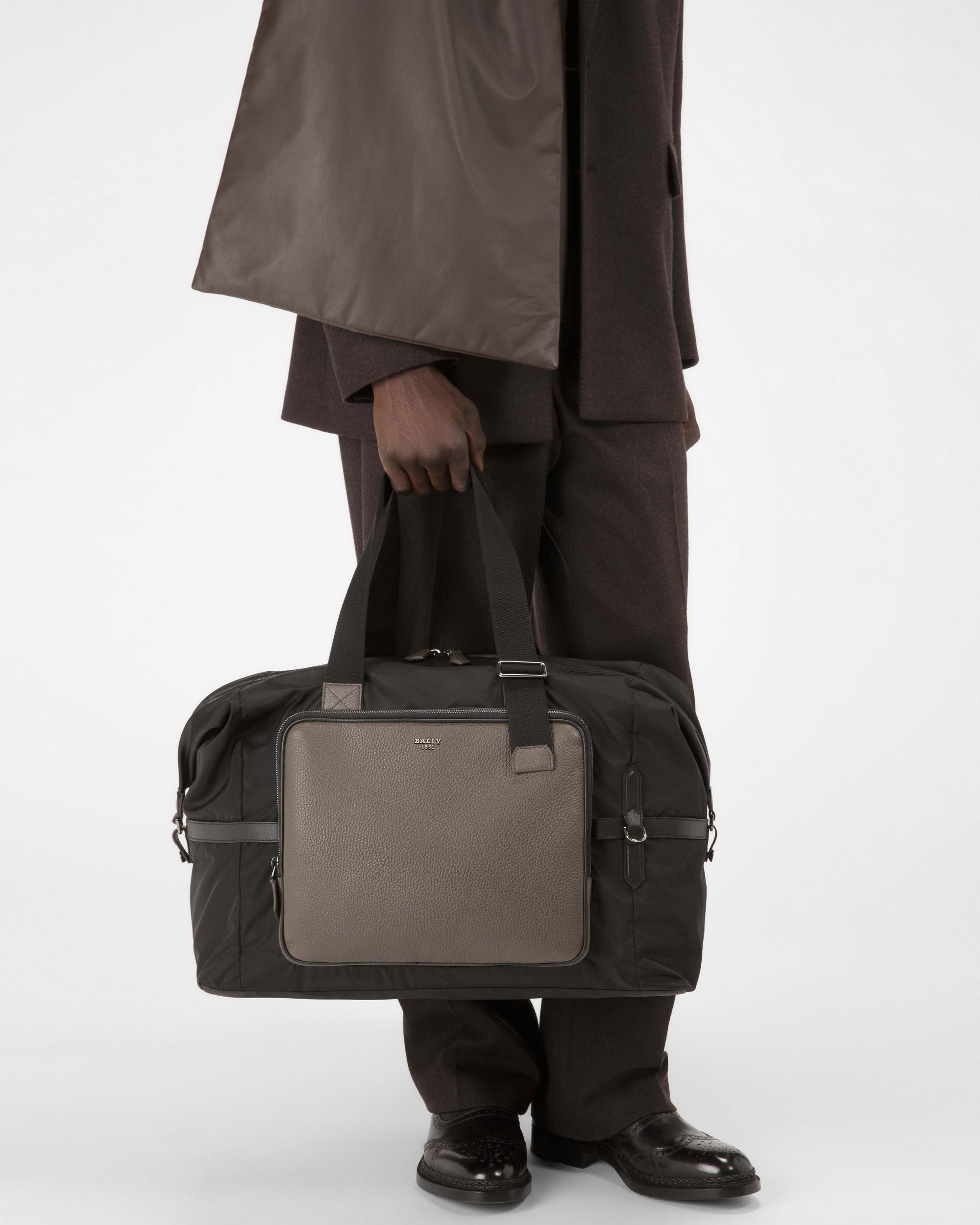 Balten Bolsa De Fin De Semana De Nailon Reciclado En Color Negro - Hombre - Bally - 02