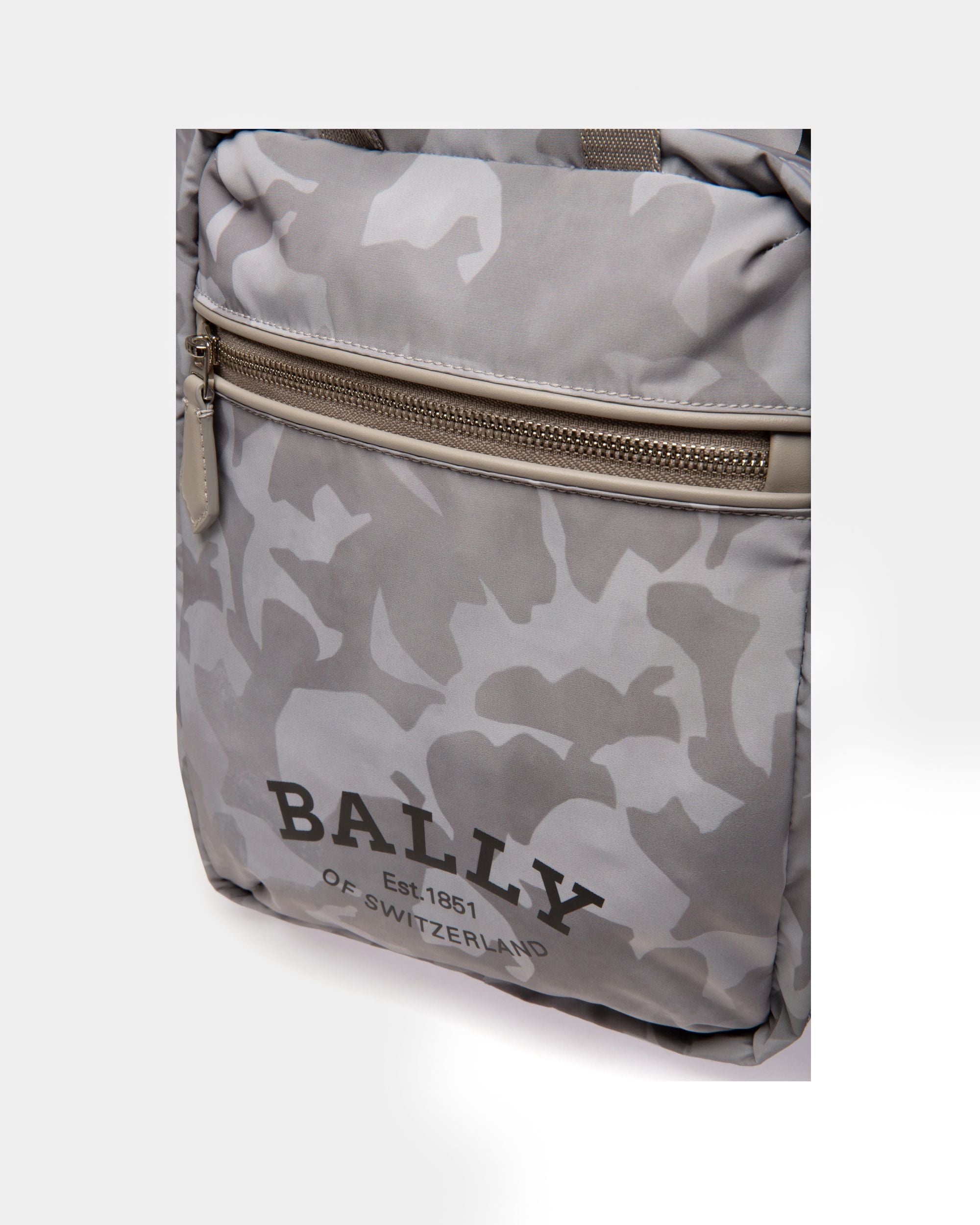 Fesder Bolso De Viaje De Nailon Color Piedra - Hombre - Bally - 04