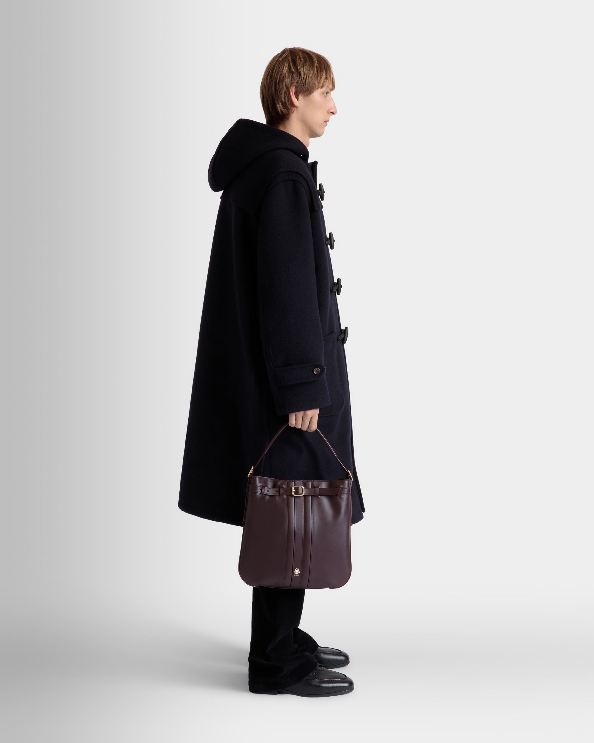 Beckett Crossbody Bag In Deep Burgundy Leather - Hombre - Bally - 02