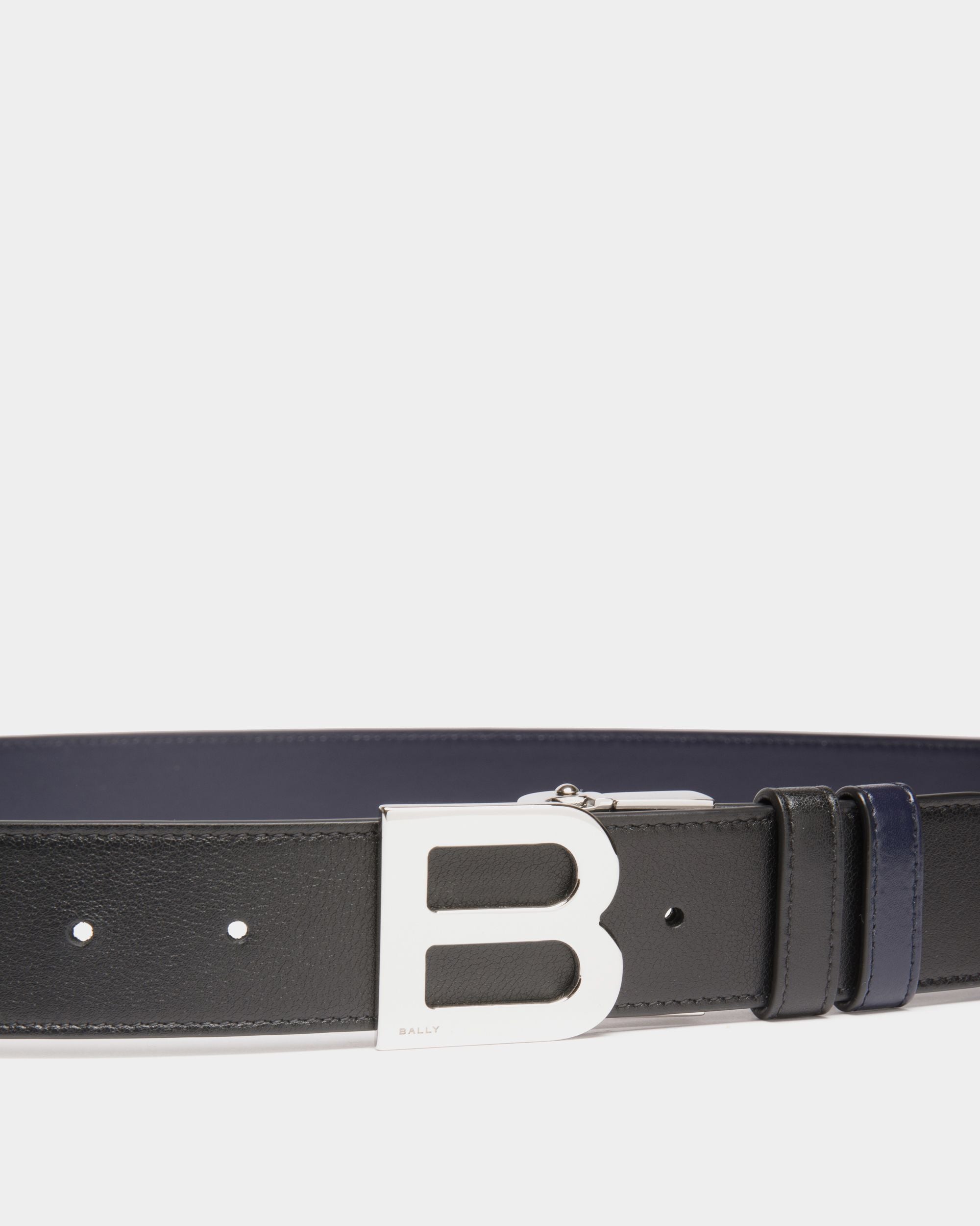 B Logo 35mm Reversible And Adjustable Belt in Black And Navy Blue Leather - Hombre - Bally - 04