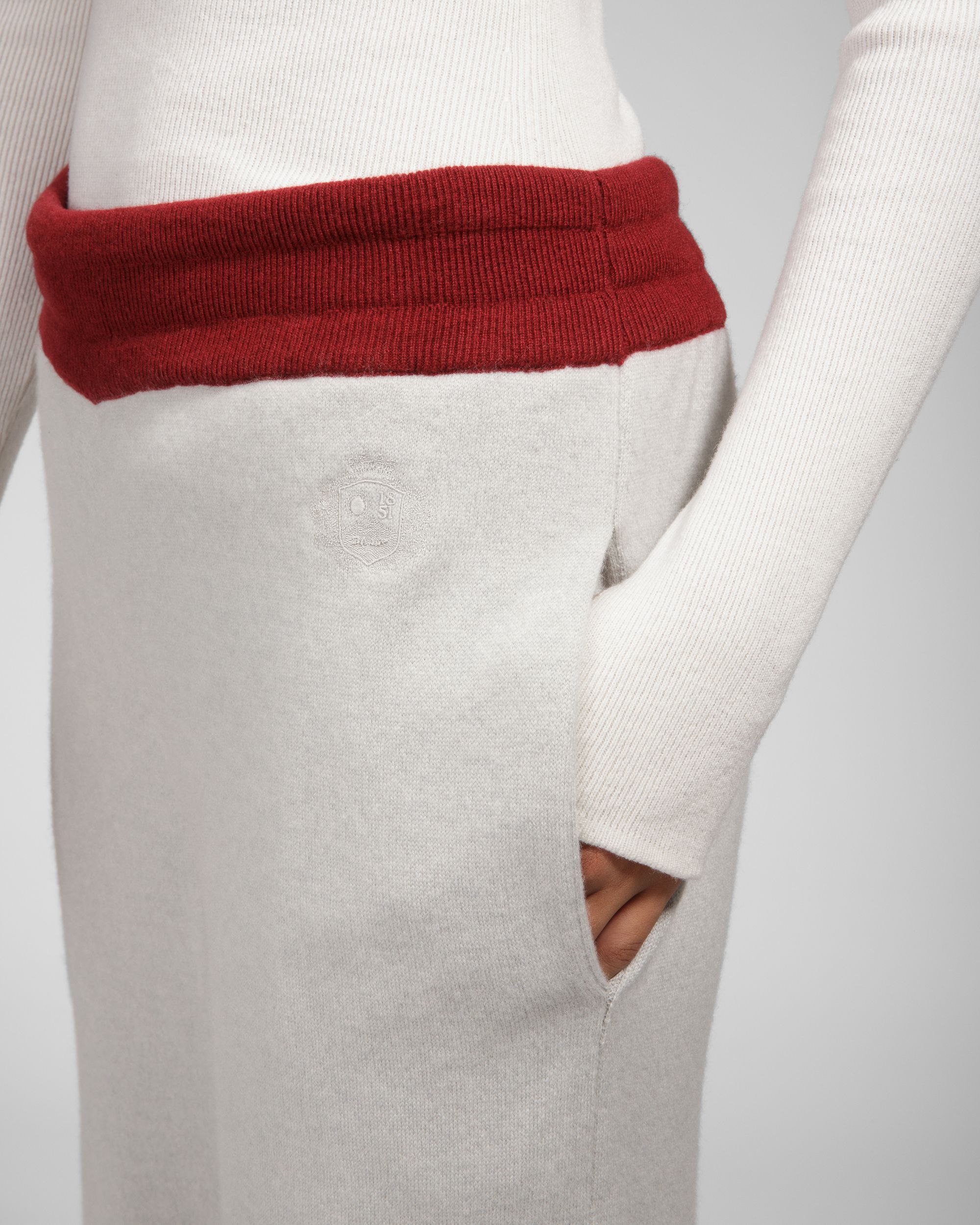 Pantalón De La Colección Curling De Cachemira Light Grey Y Rojo - Hombre - Bally - 05