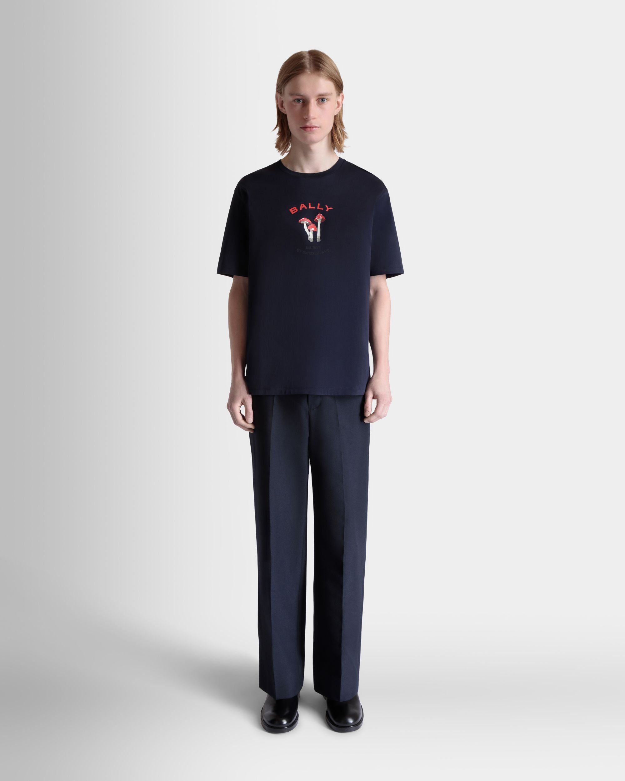 Camiseta De Algodón Navy Blue Con Enchanting Mushrooms - Hombre - Bally - 02