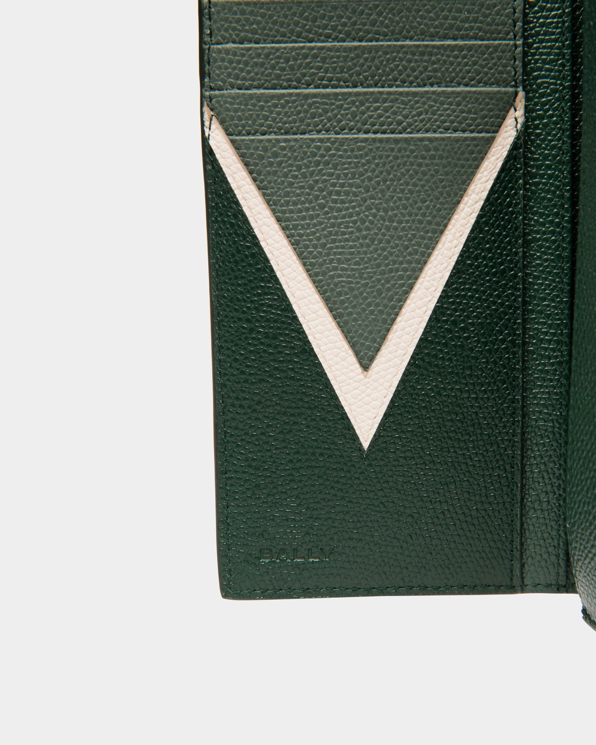 Flag Continental Wallet in Bottle Green Leather - Men's - Bally - 04