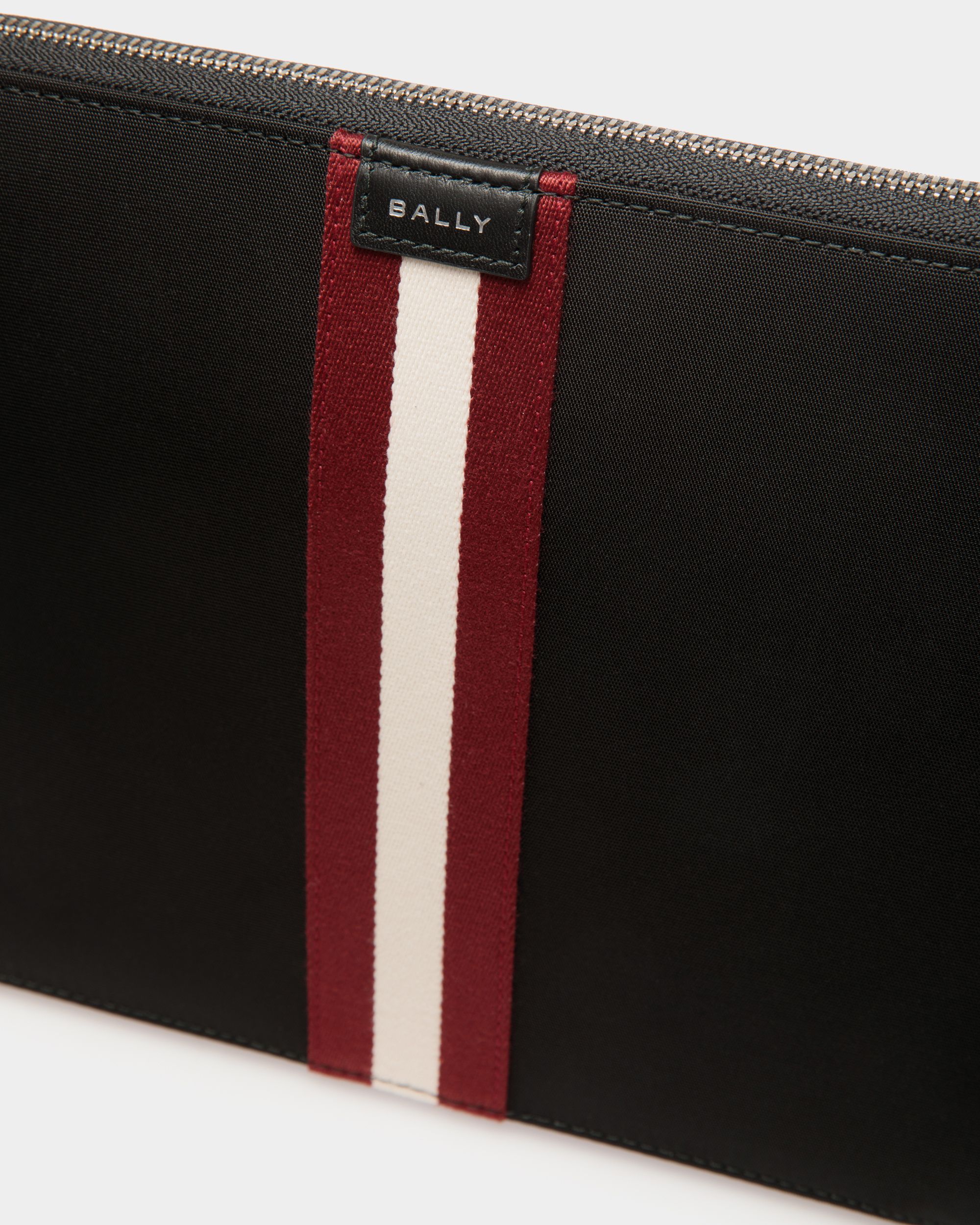 Code Technology Case in Black Nylon - Hombre - Bally - 04