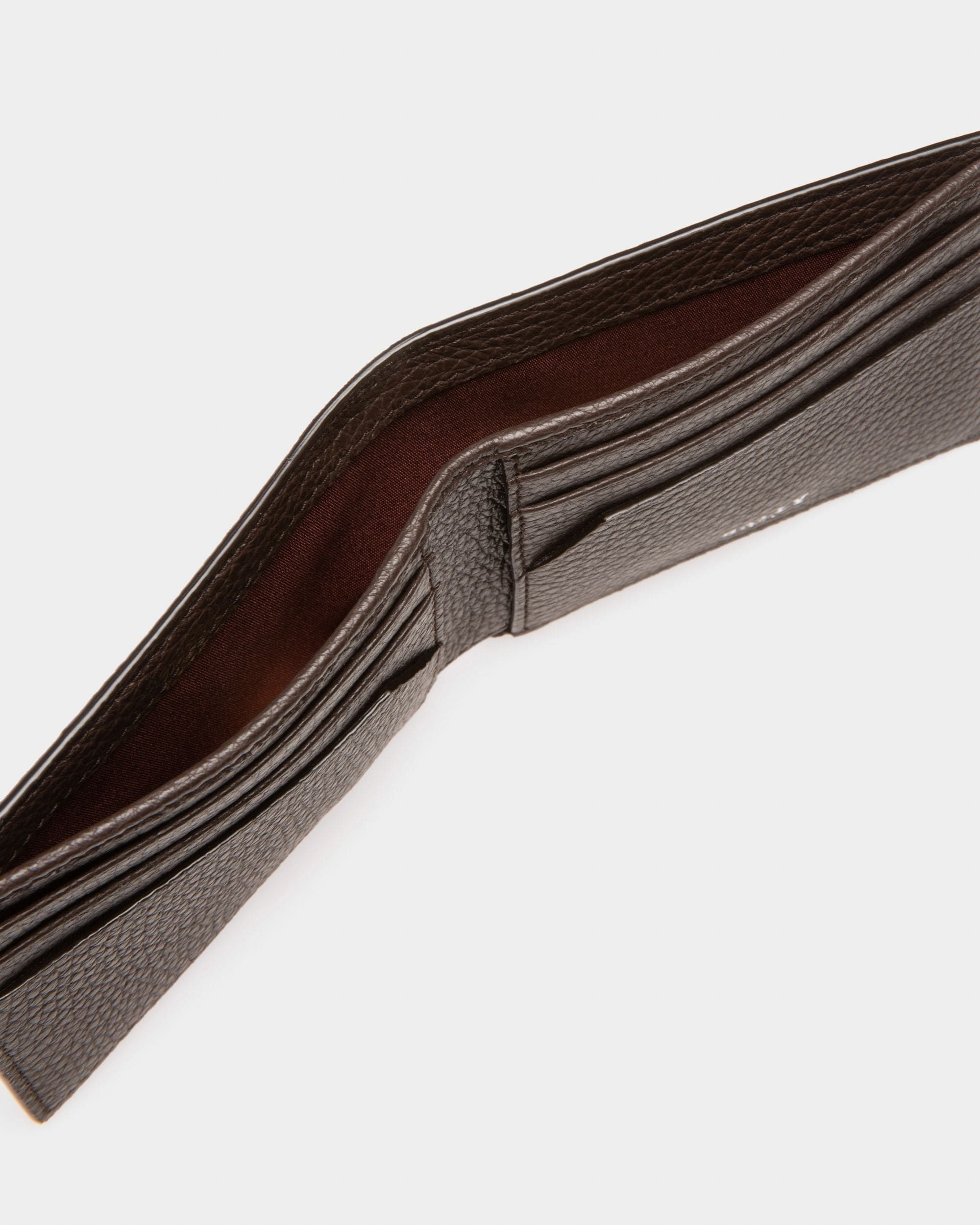Scevye Leather Wallet In Ebony Brown - Men's - Bally - 04