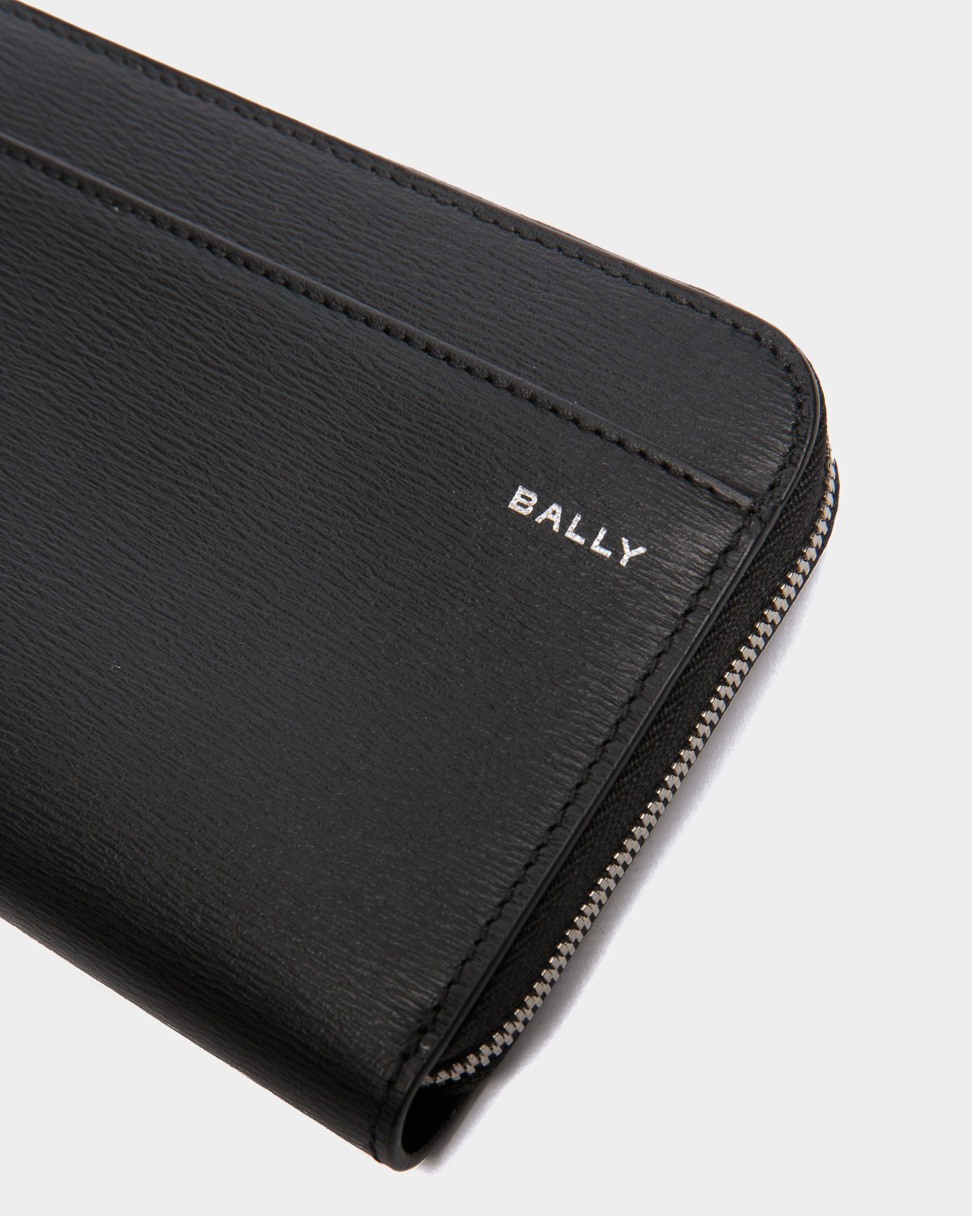 Crossing Zip Around Wallet in Leather - Men's - Bally - 04