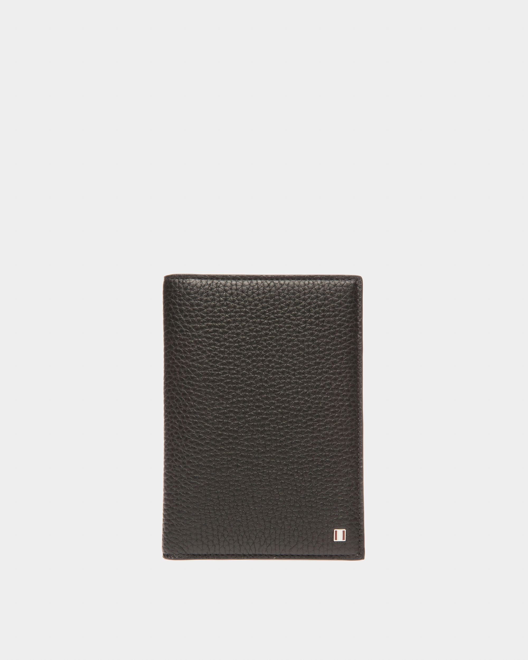 Bovert Funda De Pasaporte Para Mujer En Piel De Color Negro - Hombre - Bally - 01