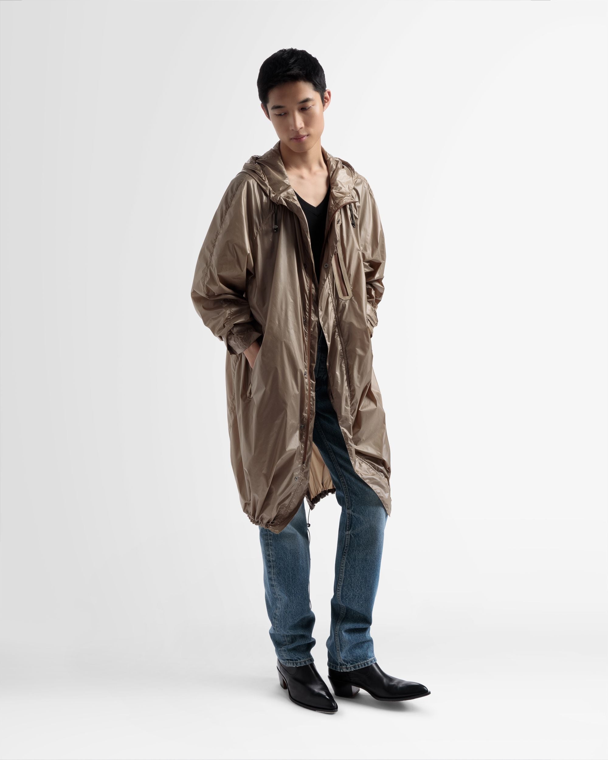 Capa Impermeable Con Capucha De Tejido Técnico Color Desierto - Hombre - Bally - 01