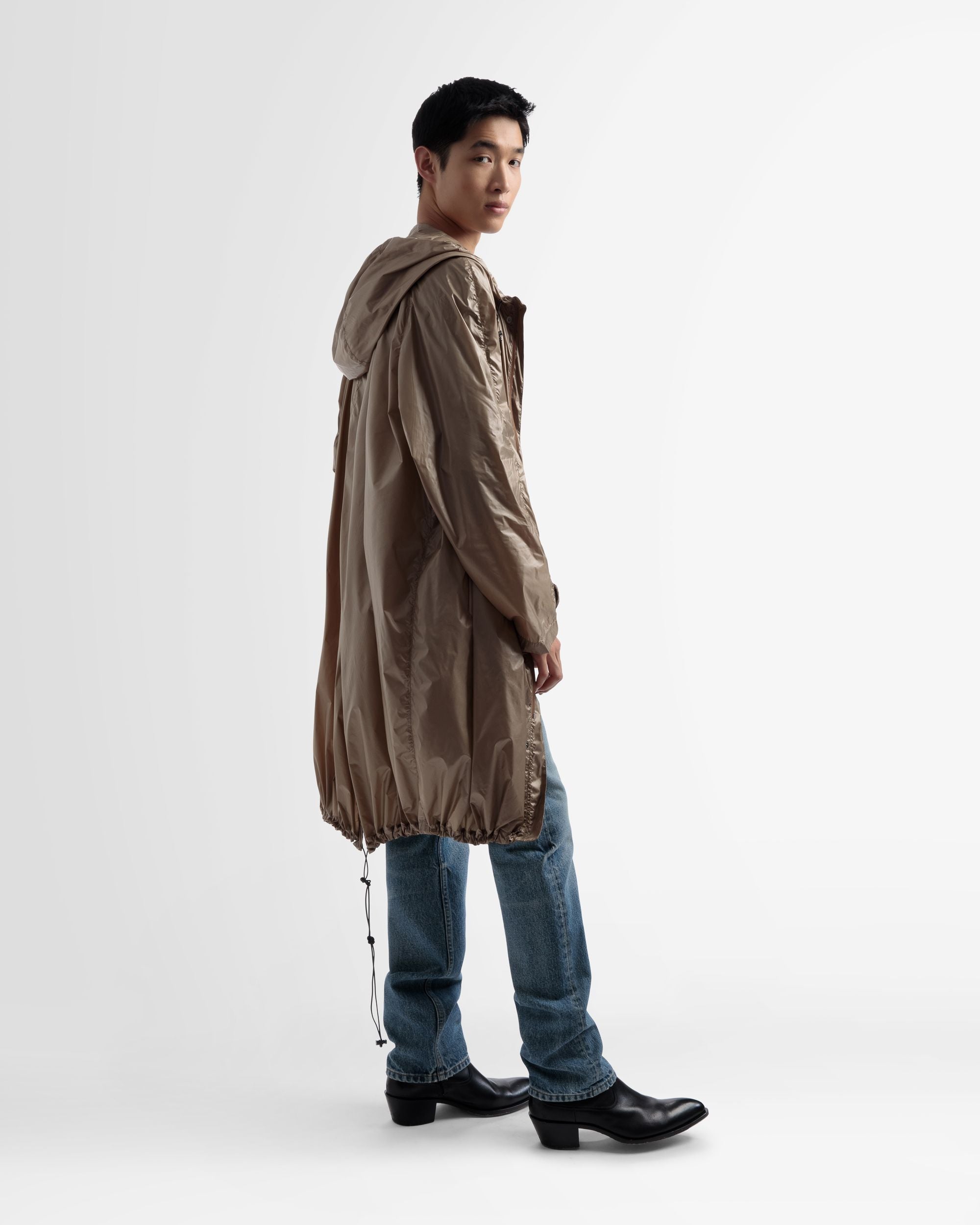 Capa Impermeable Con Capucha De Tejido Técnico Color Desierto - Hombre - Bally - 04
