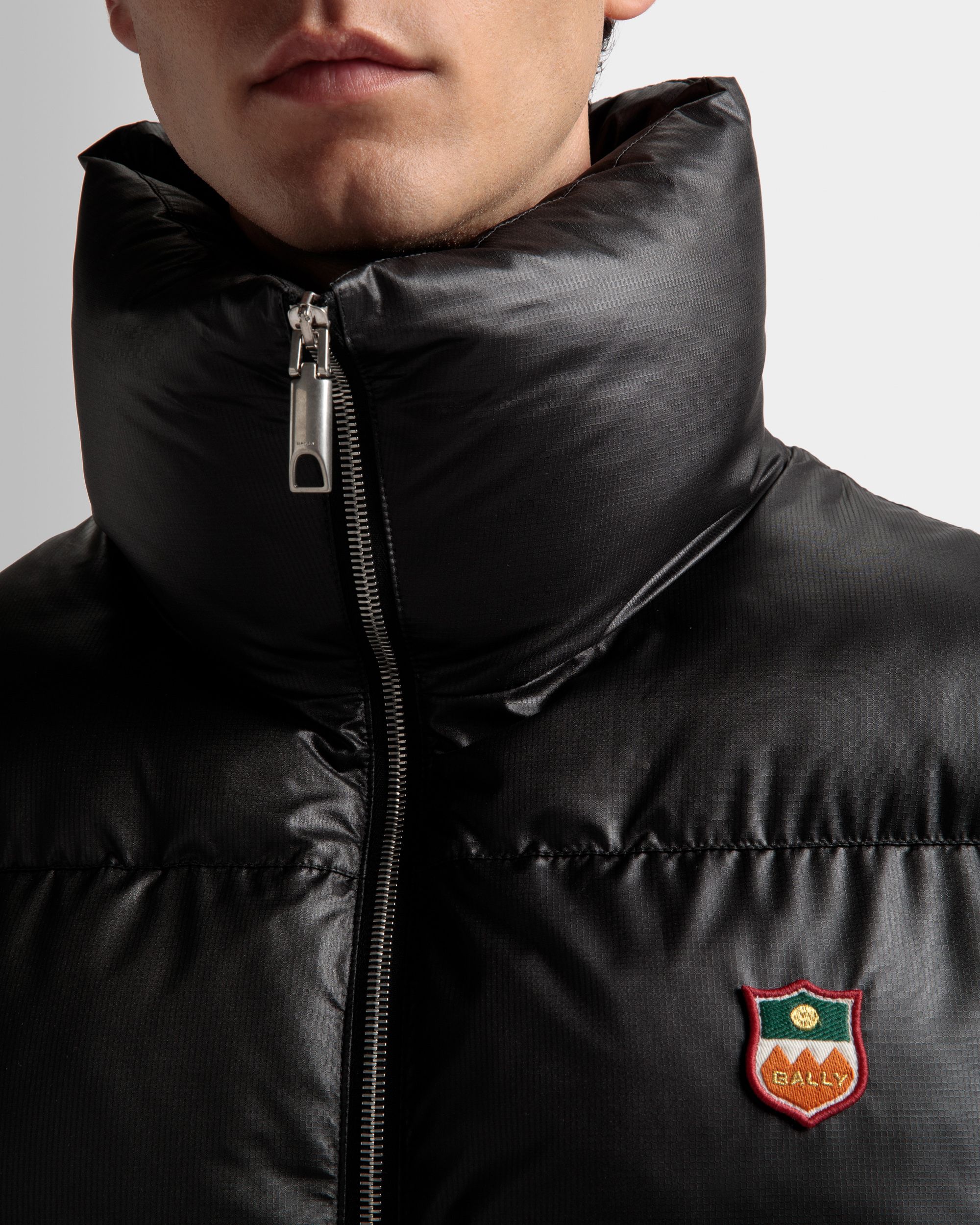 High Neck Puffer Gilet In Black Nylon - Men's - Bally - 04