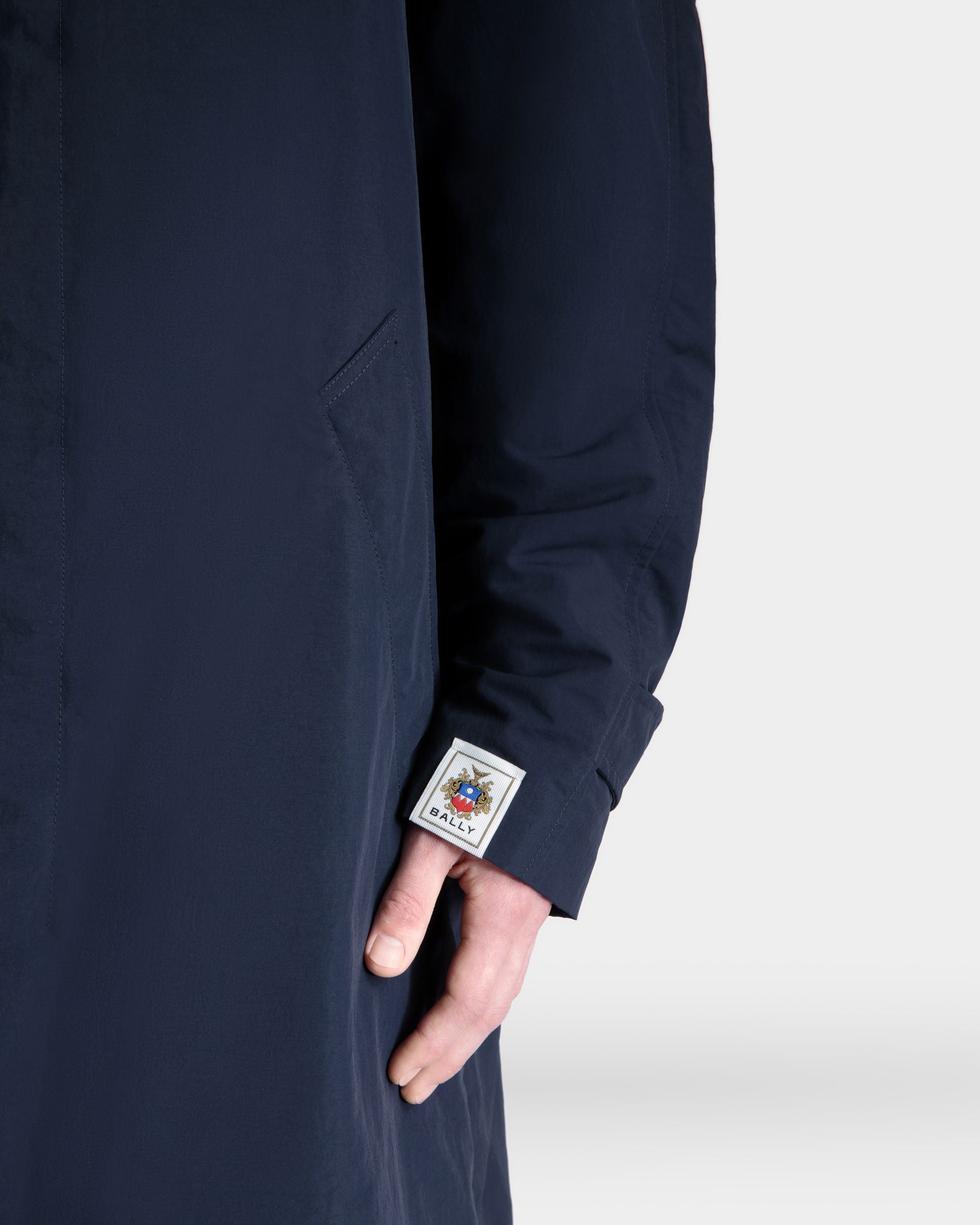 Gabardina De Nailon Navy Blue - Hombre - Bally - 03