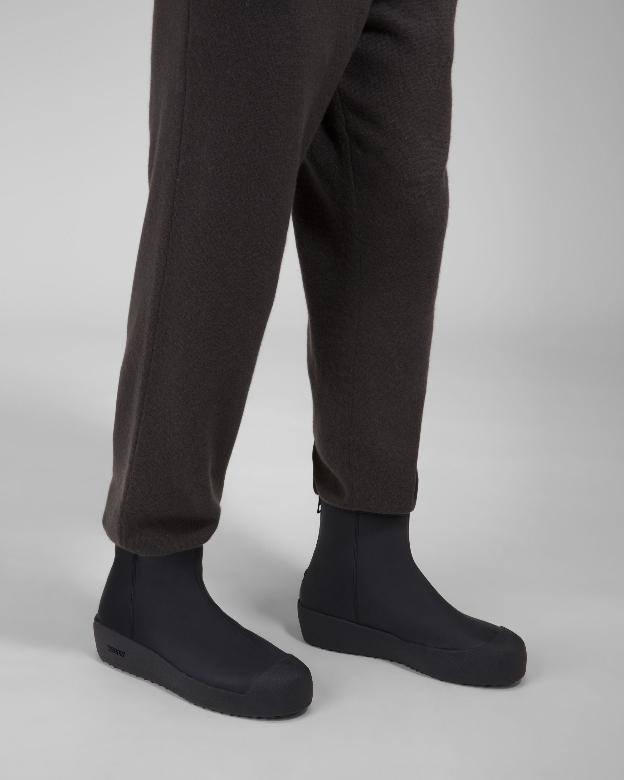 Bernina Botas De Piel Para La Nieve En Azul Marino - Hombre - Bally - 03