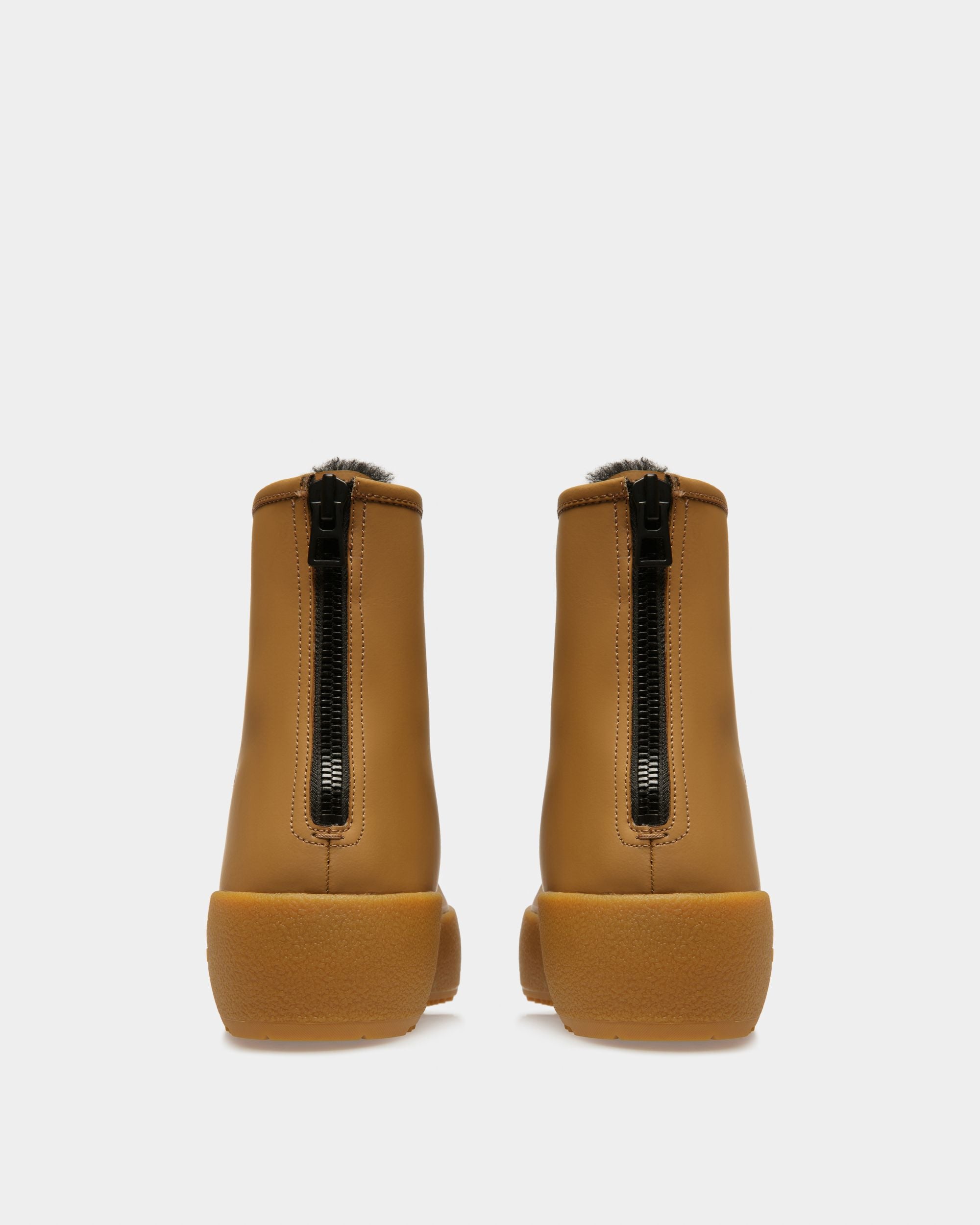 Botín De La Colección Curling De Piel Engomada Camel - Hombre - Bally - 03