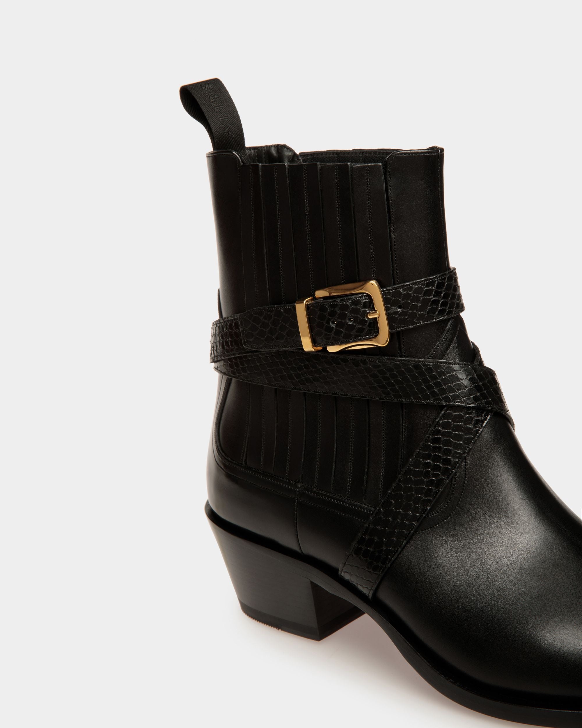 Botines Vegas De Piel Negra - Hombre - Bally - 04