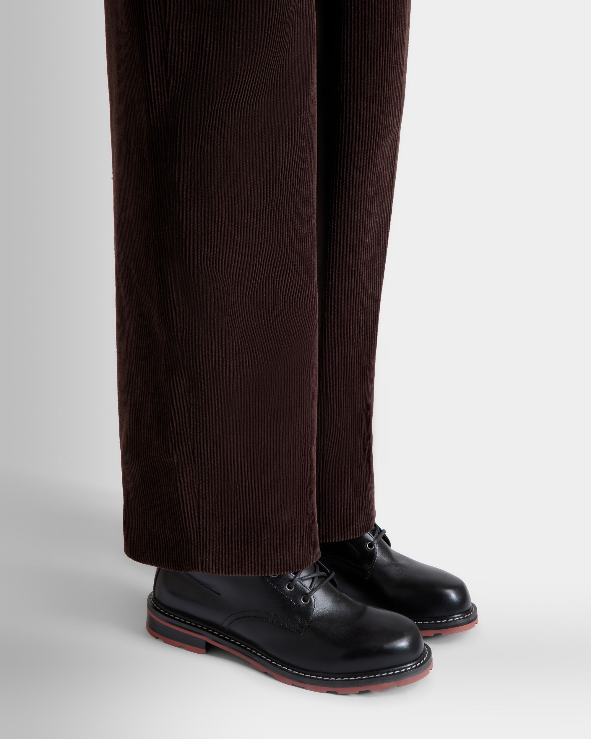 Botín De La Cápsula Winter De Piel Negra - Hombre - Bally - 02