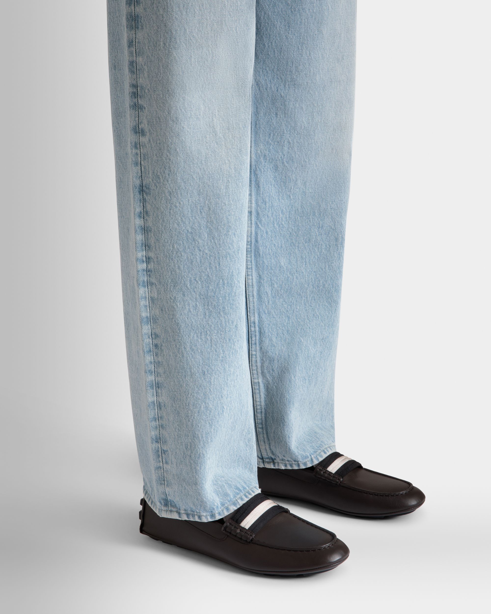 Zapato Driver Kerbs De Piel Ébano - Hombre - Bally - 02