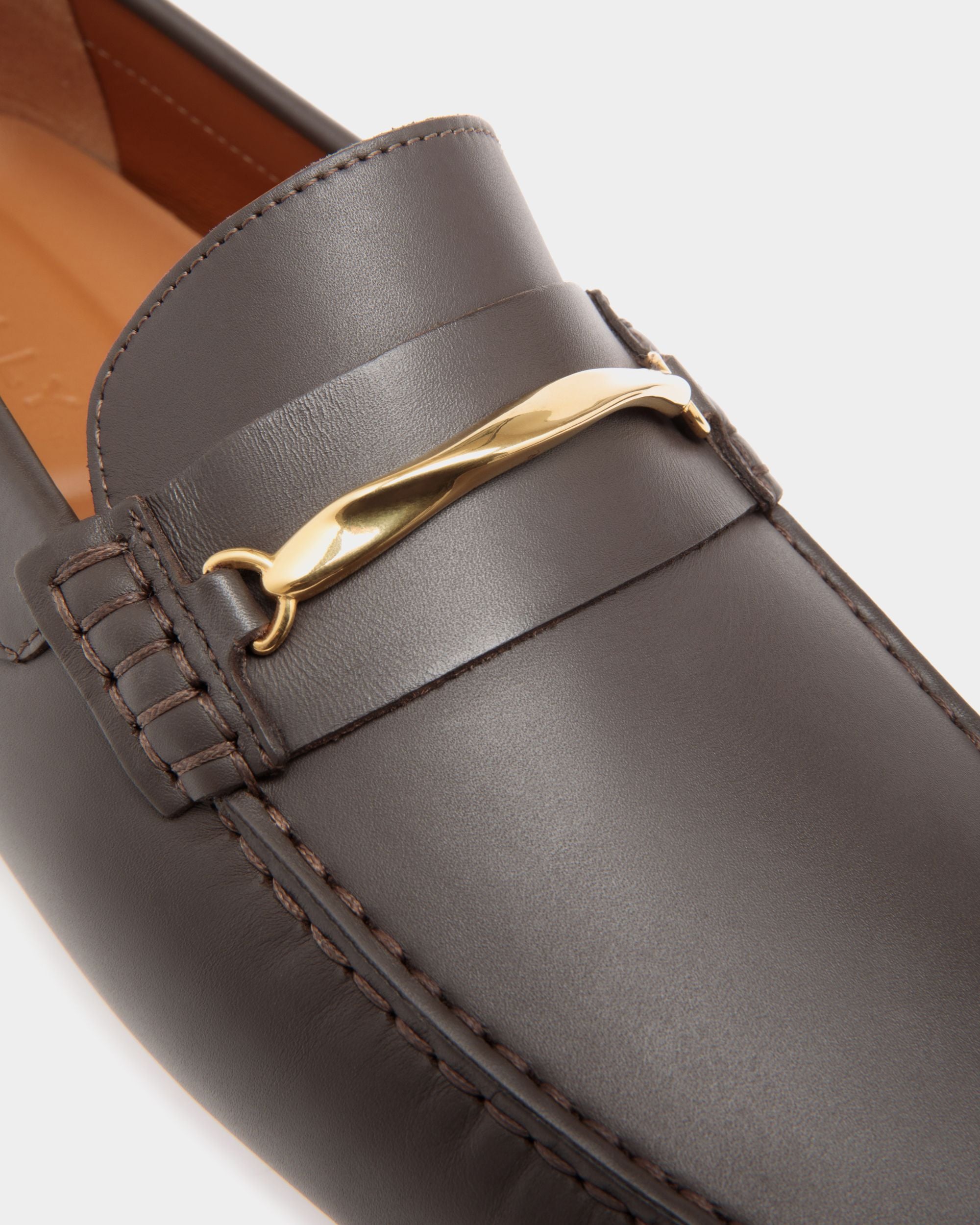 Pilot Drivers In Brown Leather - Men's - Bally - 05