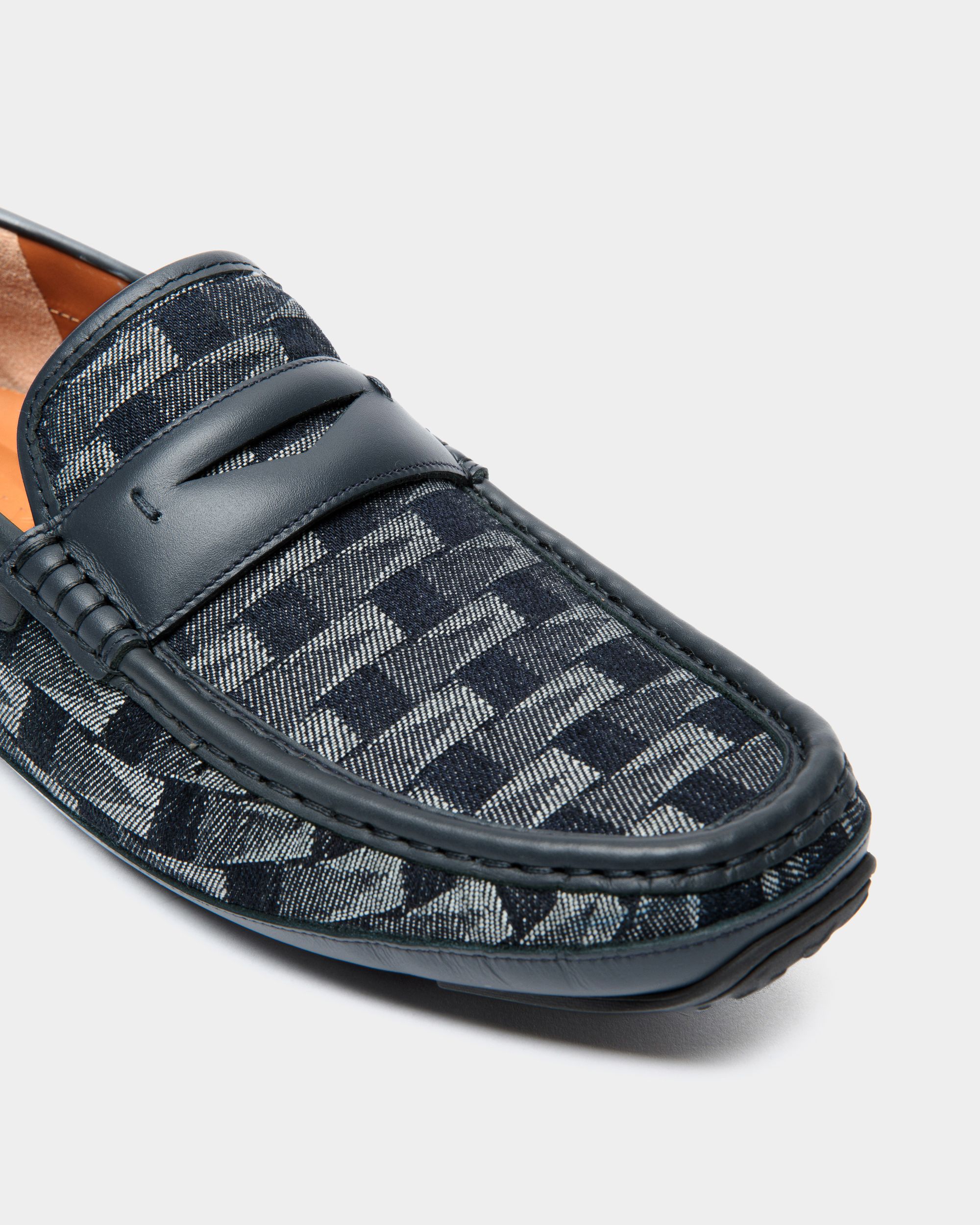 Pilot Driver in Blue Pennant Print Fabric - Men's - Bally - 04