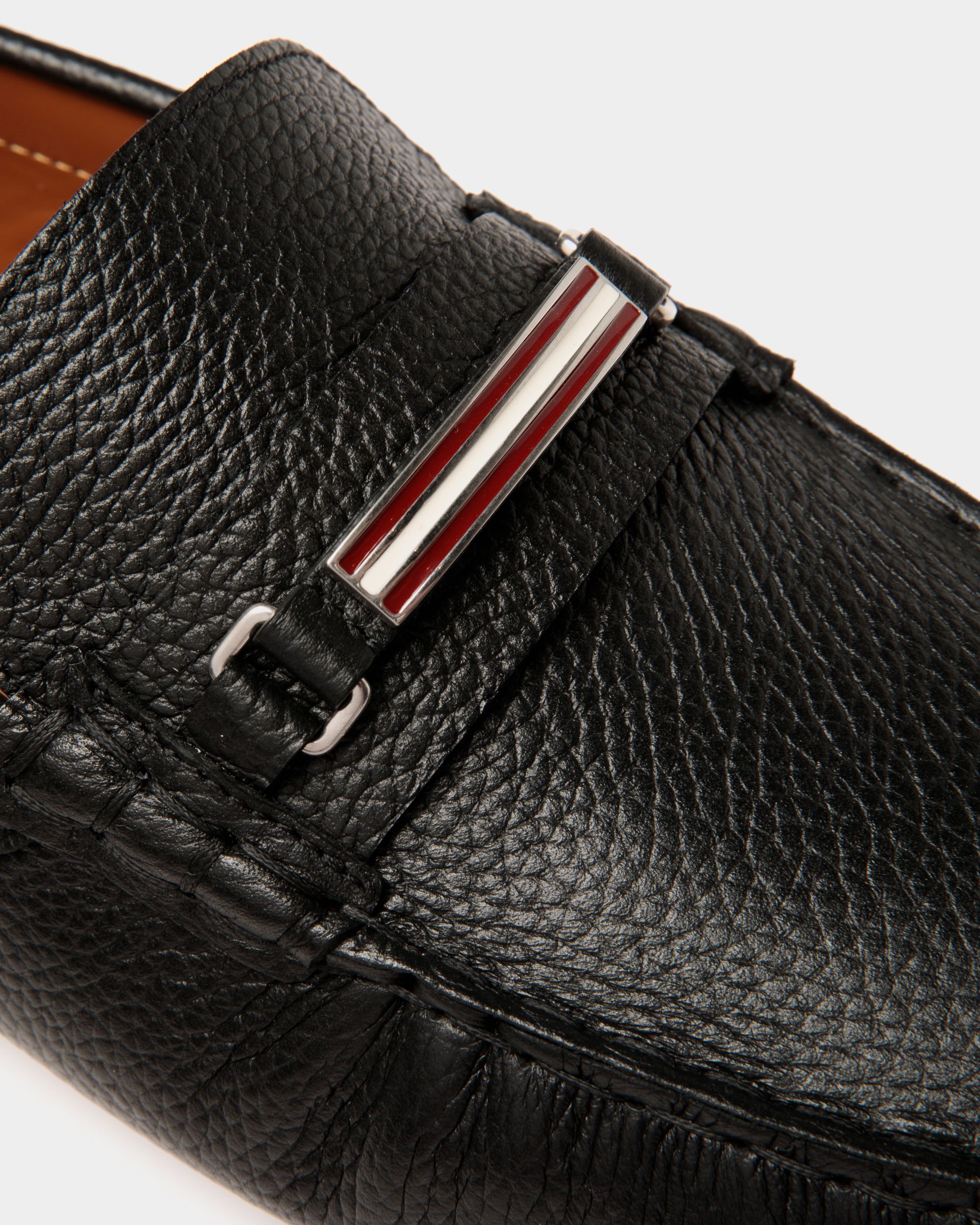 Pilot Driver In Black Grained Leather - Men's - Bally - 05