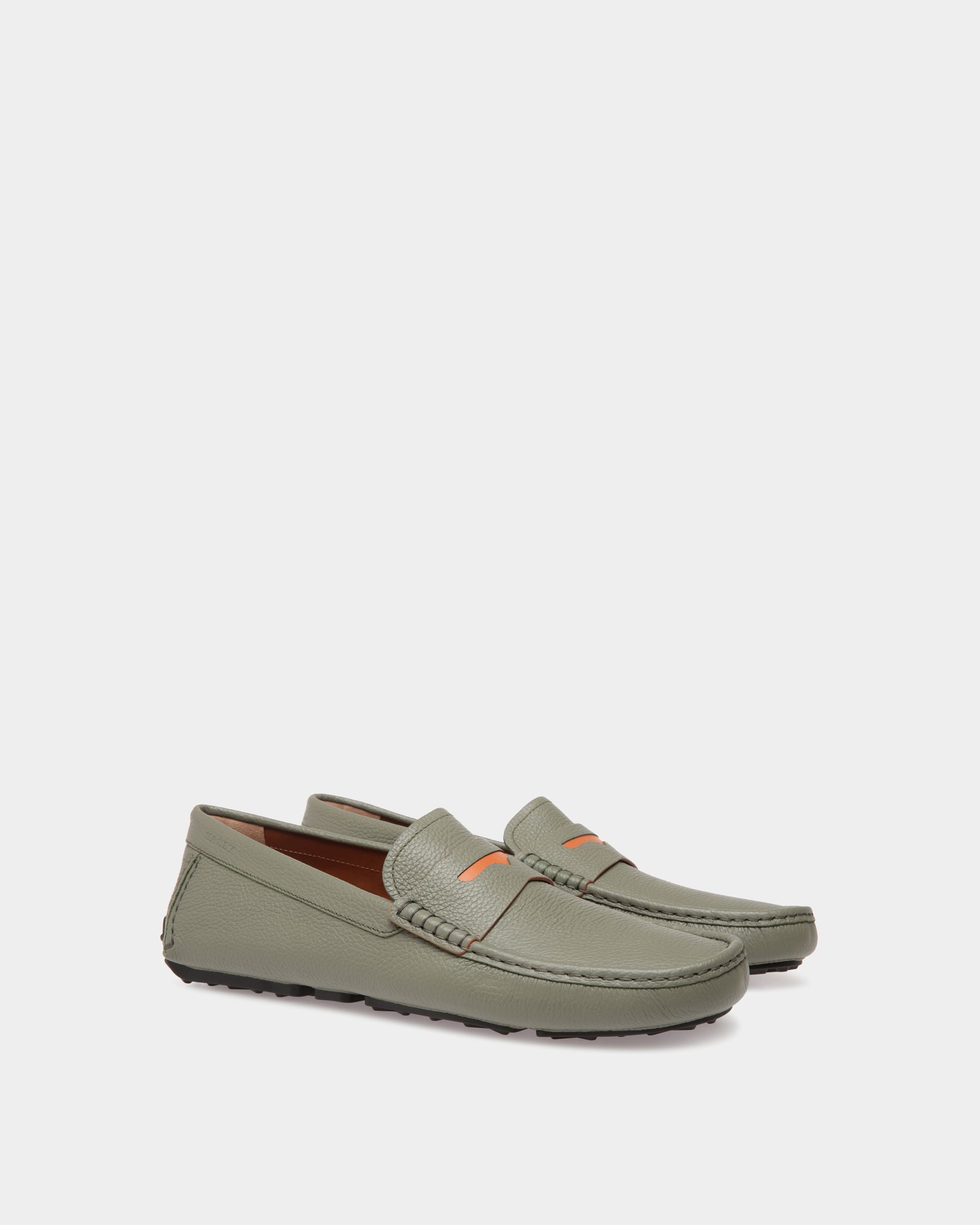 Driver in Green Grained Leather - Men's - Bally - 02