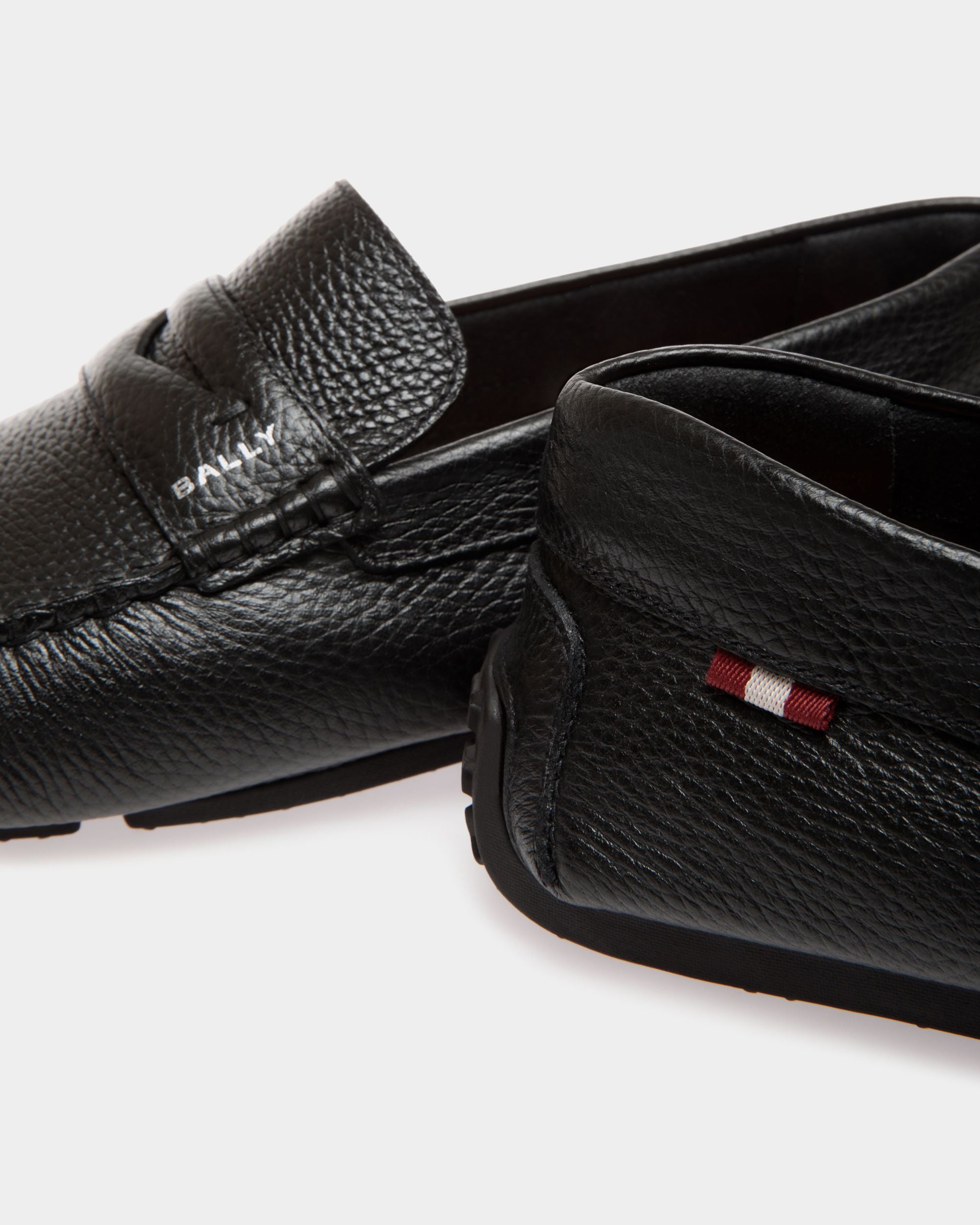 Zapato Driver Pilot De Piel Granulada Negra - Hombre - Bally - 05