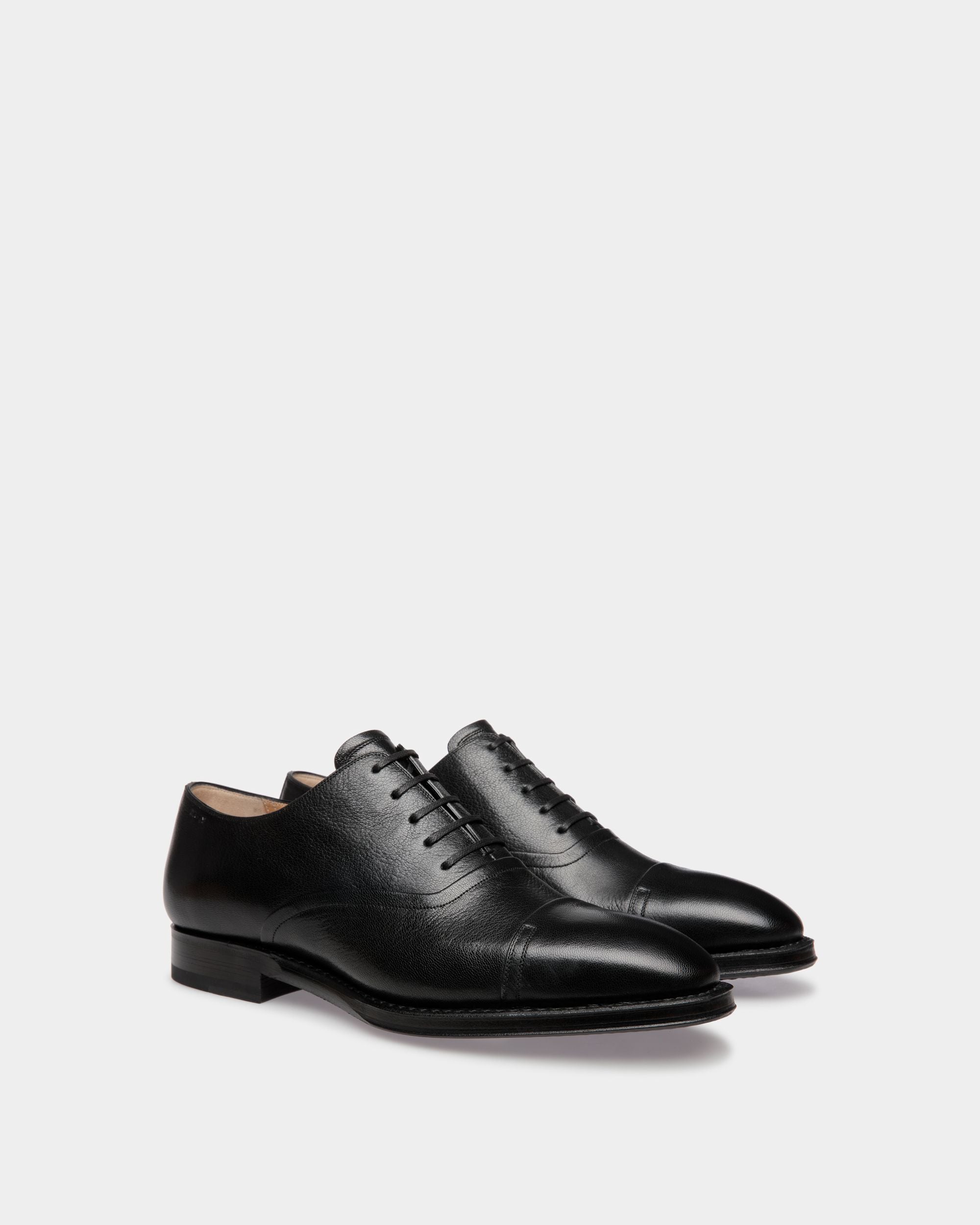 Scribe Oxford in Black Grained Leather - Men's - Bally - 02