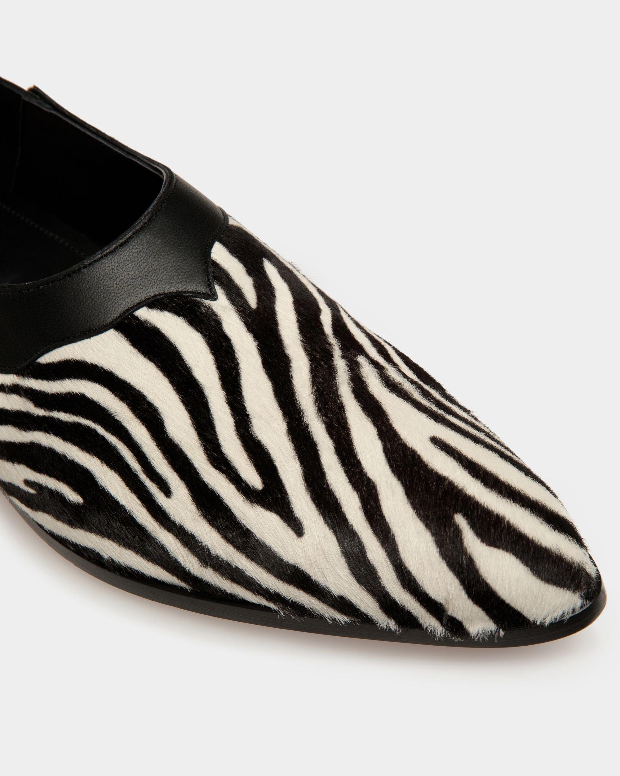 Vegas Flat Loafers In Leather and Black and White Haircalf - Men's - Bally - 04